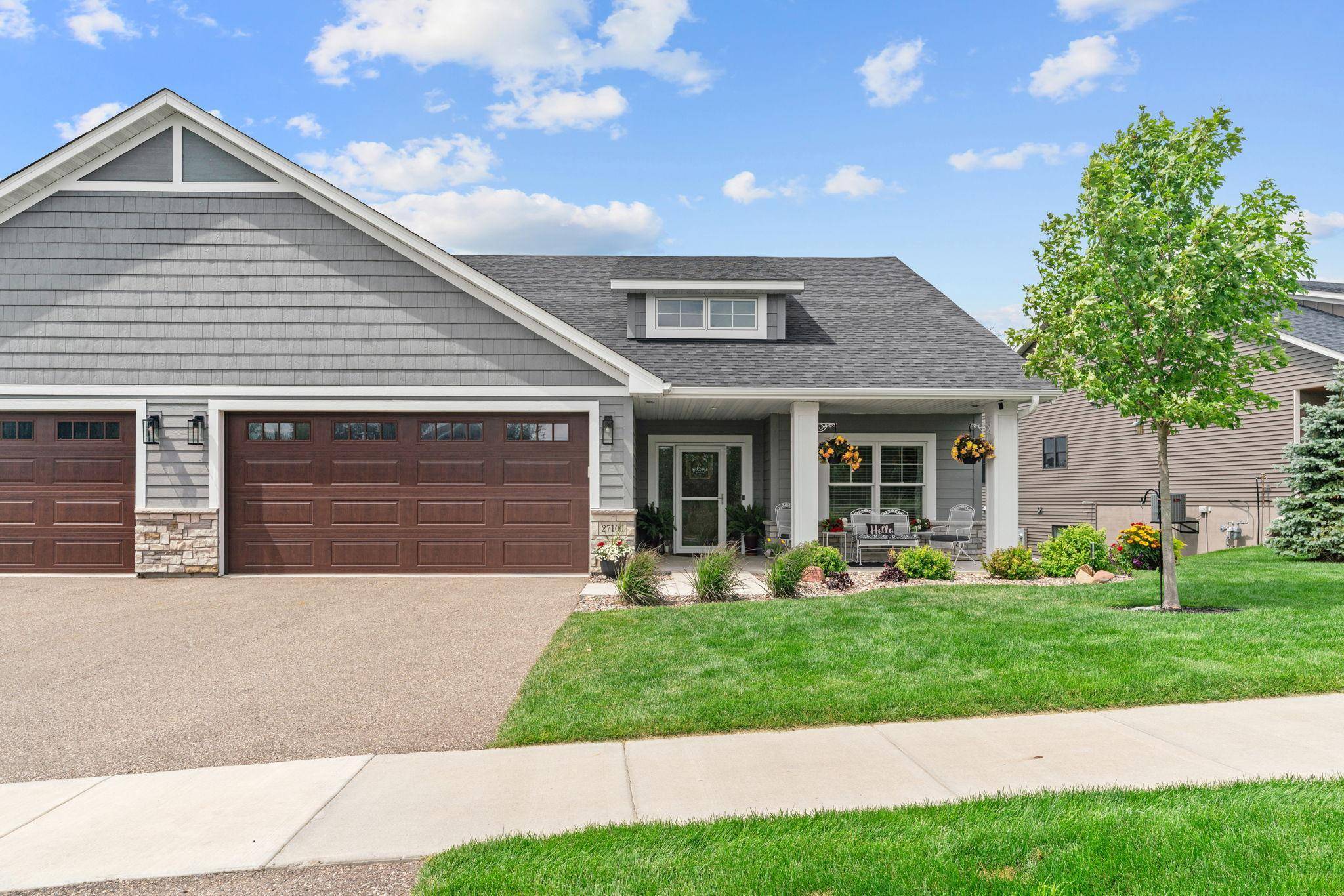 27100 Petes Hill TRL, Elko New Market, MN 55020