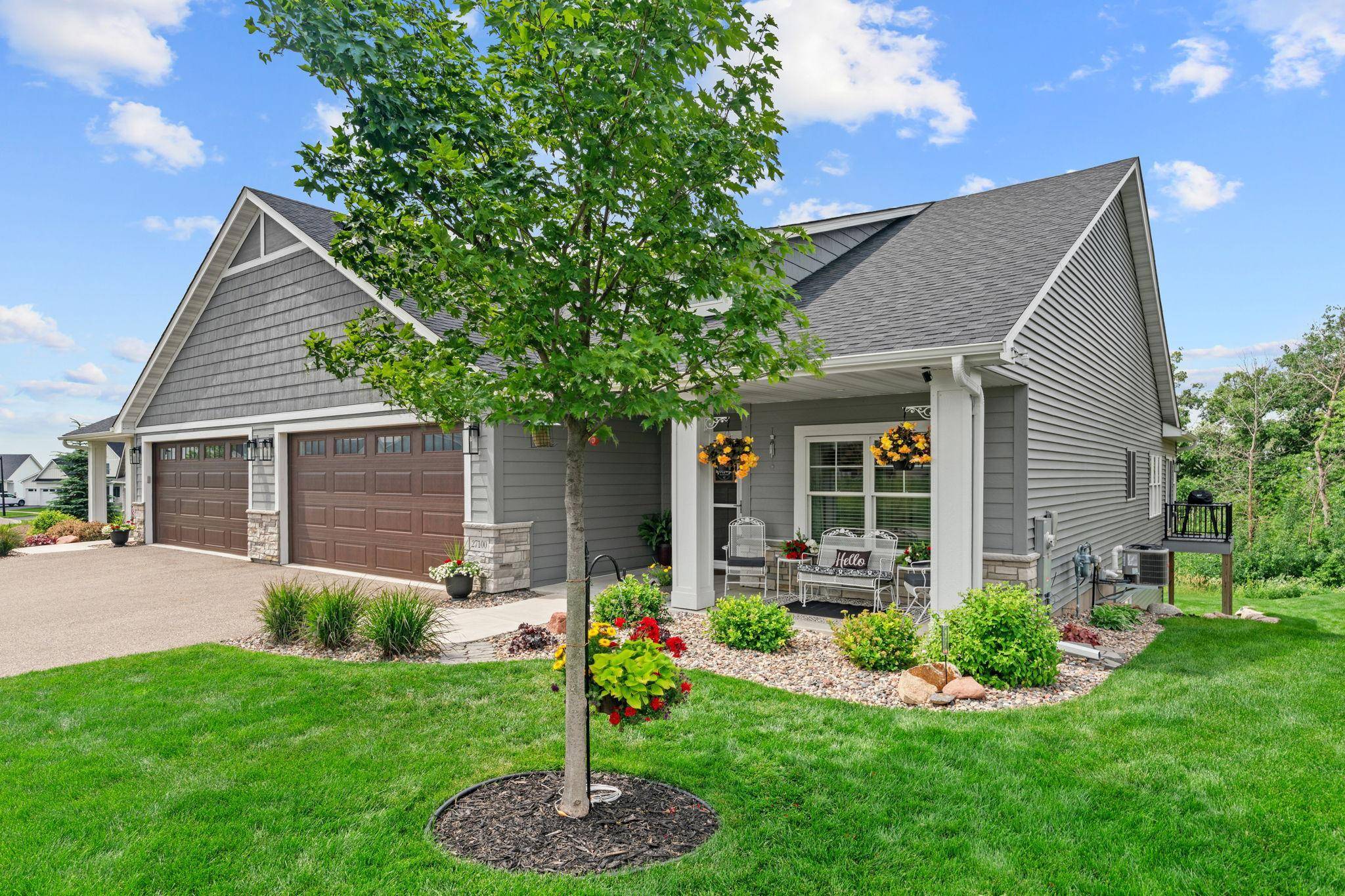 27100 Petes Hill TRL, Elko New Market, MN 55020