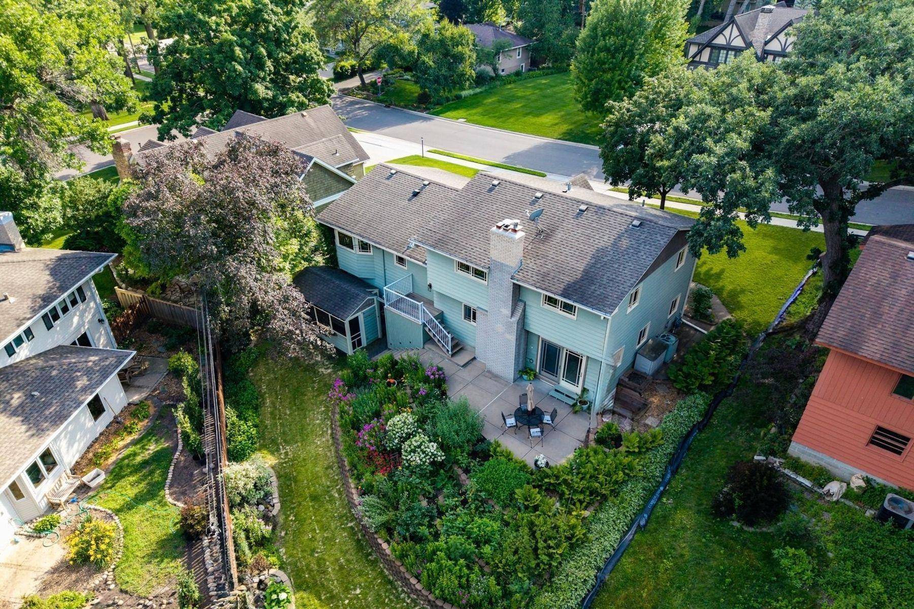 4011 Grimes AVE S, Edina, MN 55416