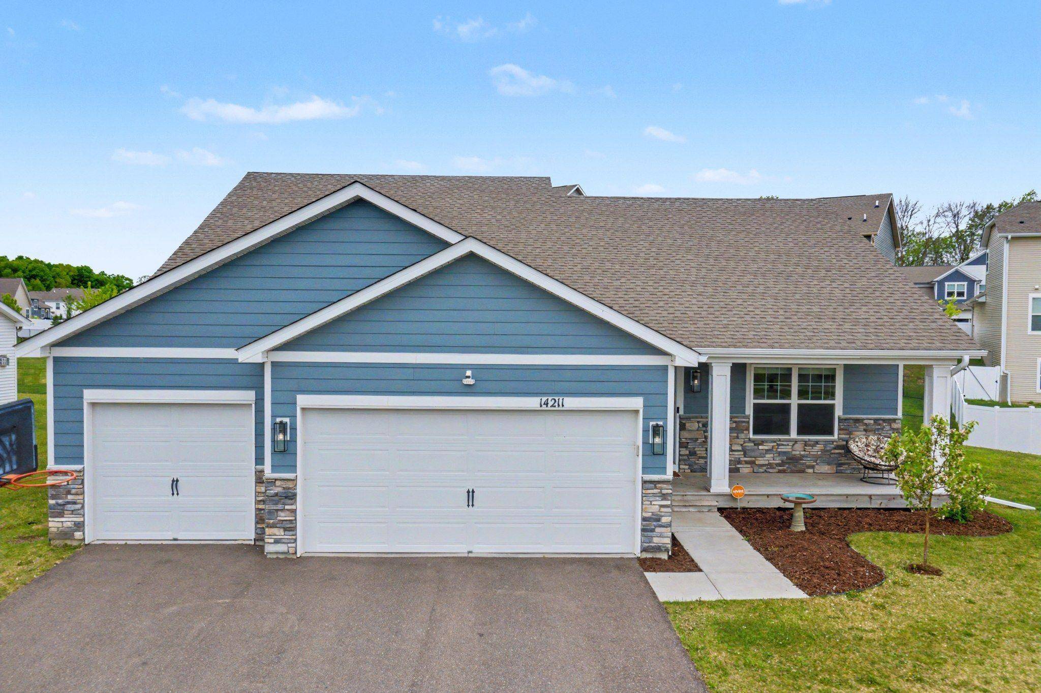 14211 Cheshire LN N, Dayton, MN 55327