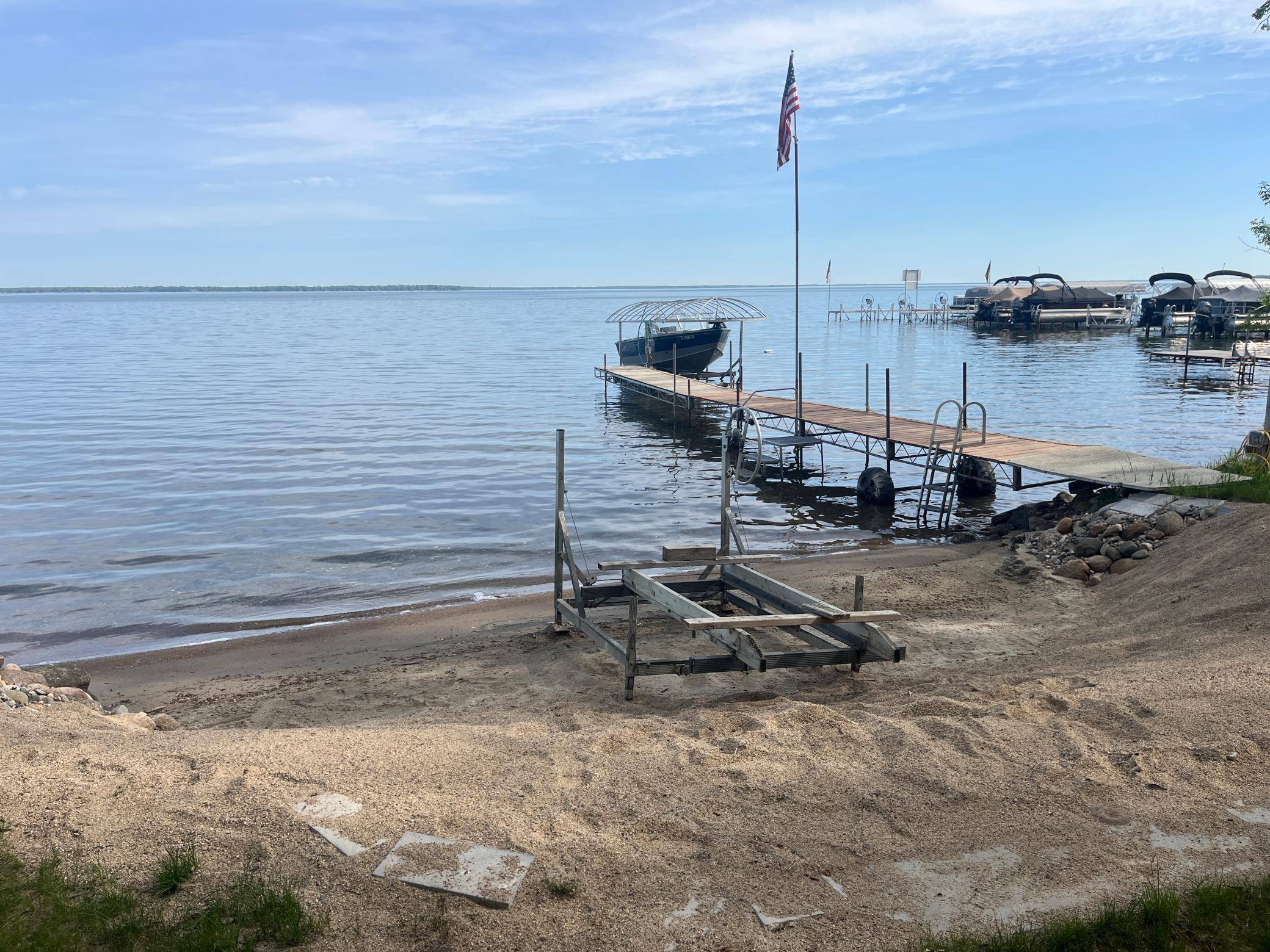 38489 W Wagon TRL, Battle Lake, MN 56515