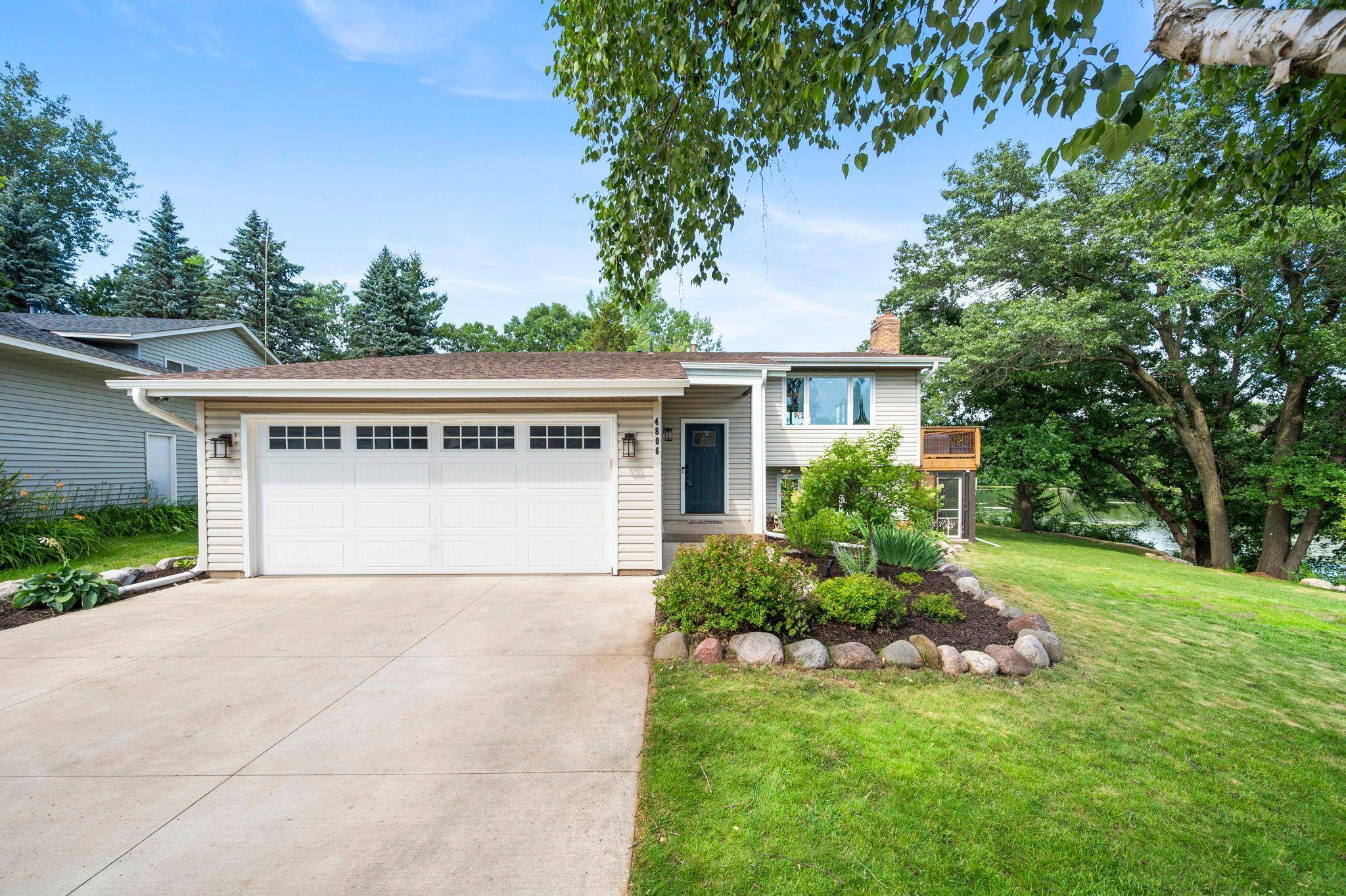 4806 Shevlin CT, Eagan, MN 55122