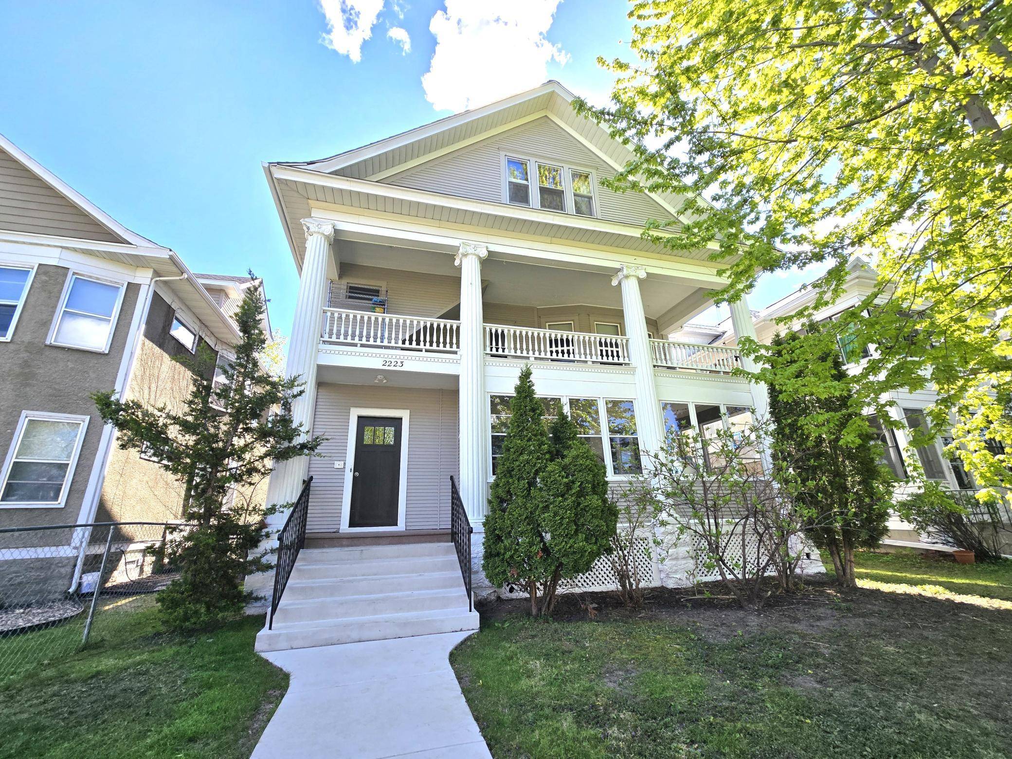 2223 Pleasant AVE, Minneapolis, MN 55404