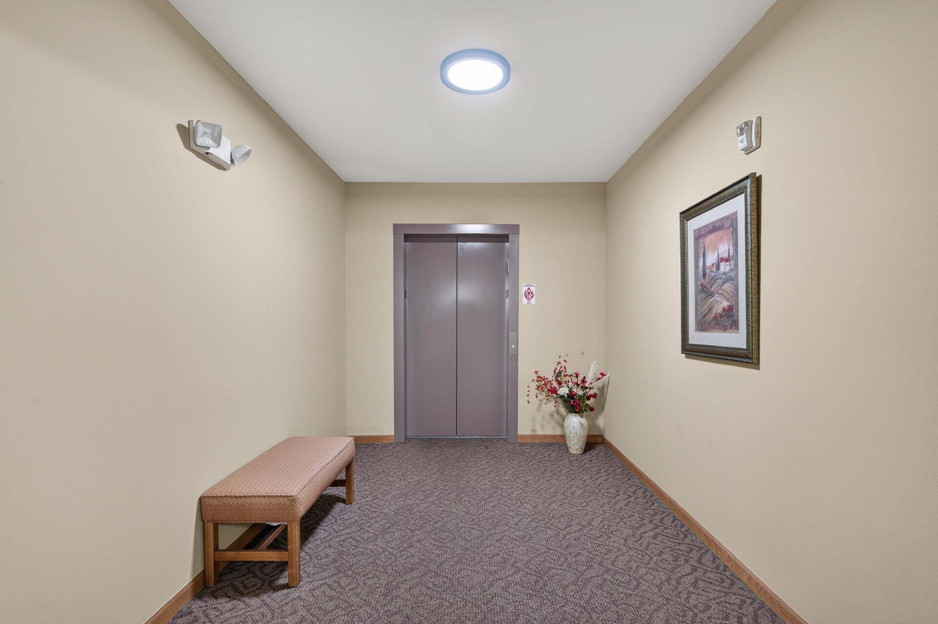 8200 W 33rd ST #323, Saint Louis Park, MN 55426