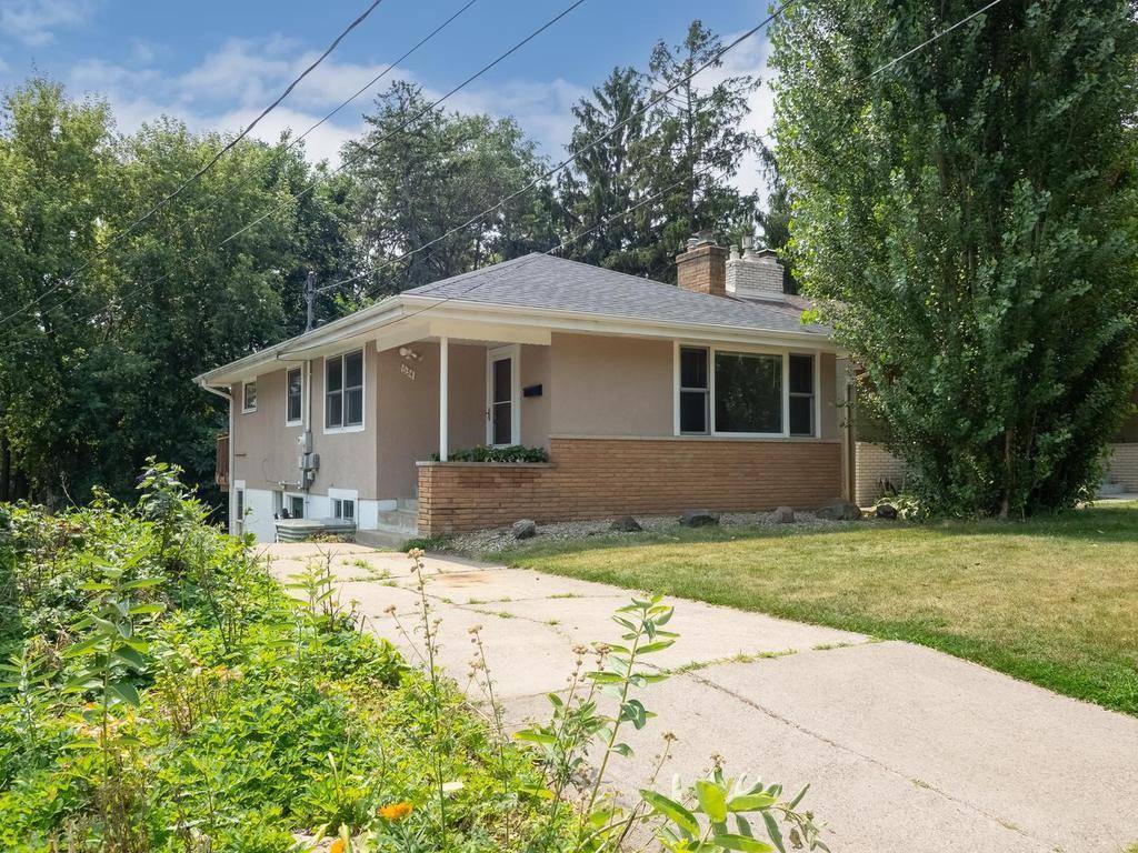 634 Orange AVE W, Saint Paul, MN 55117