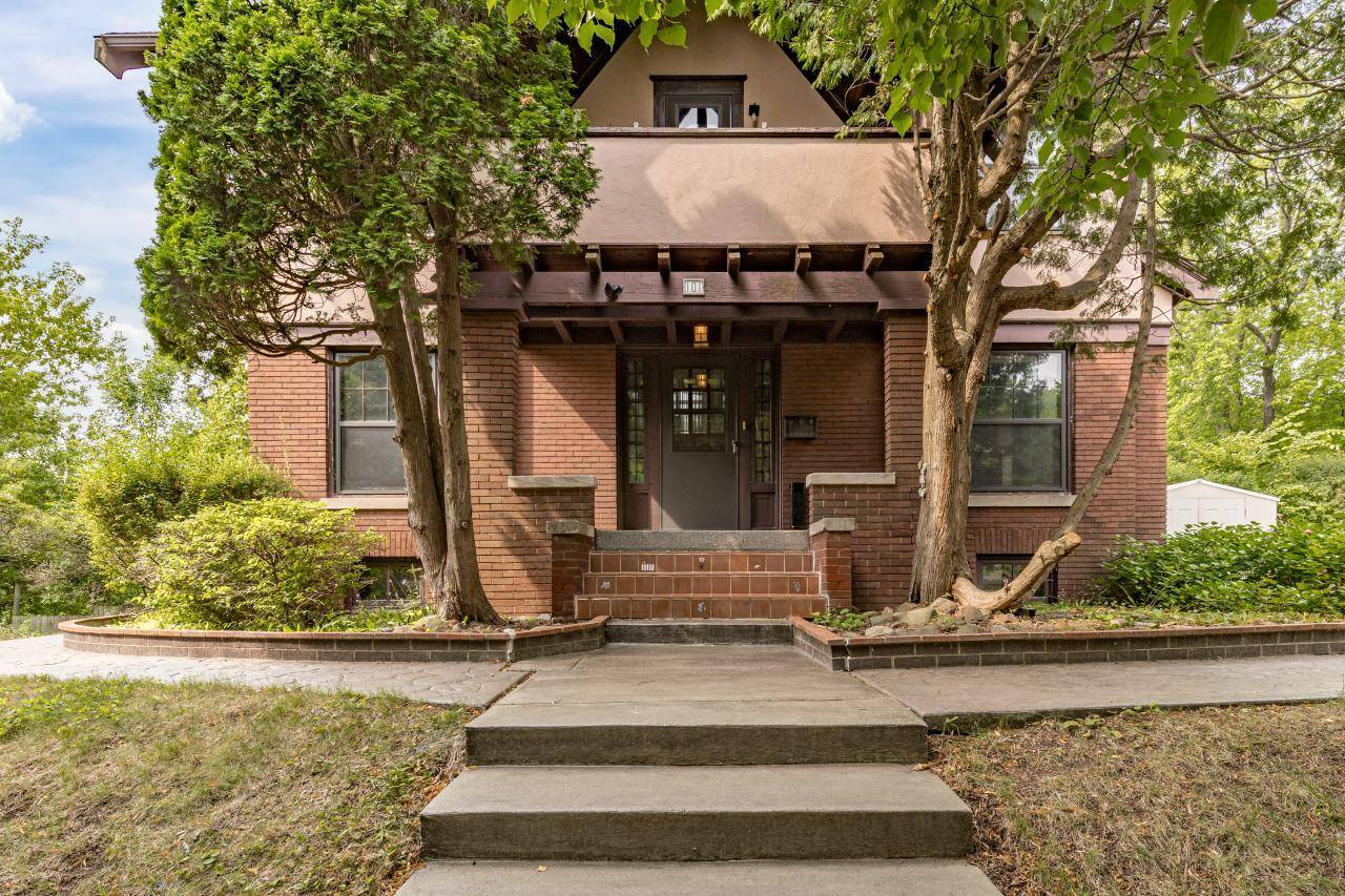 101 S 20th AVE E, Duluth, MN 55812
