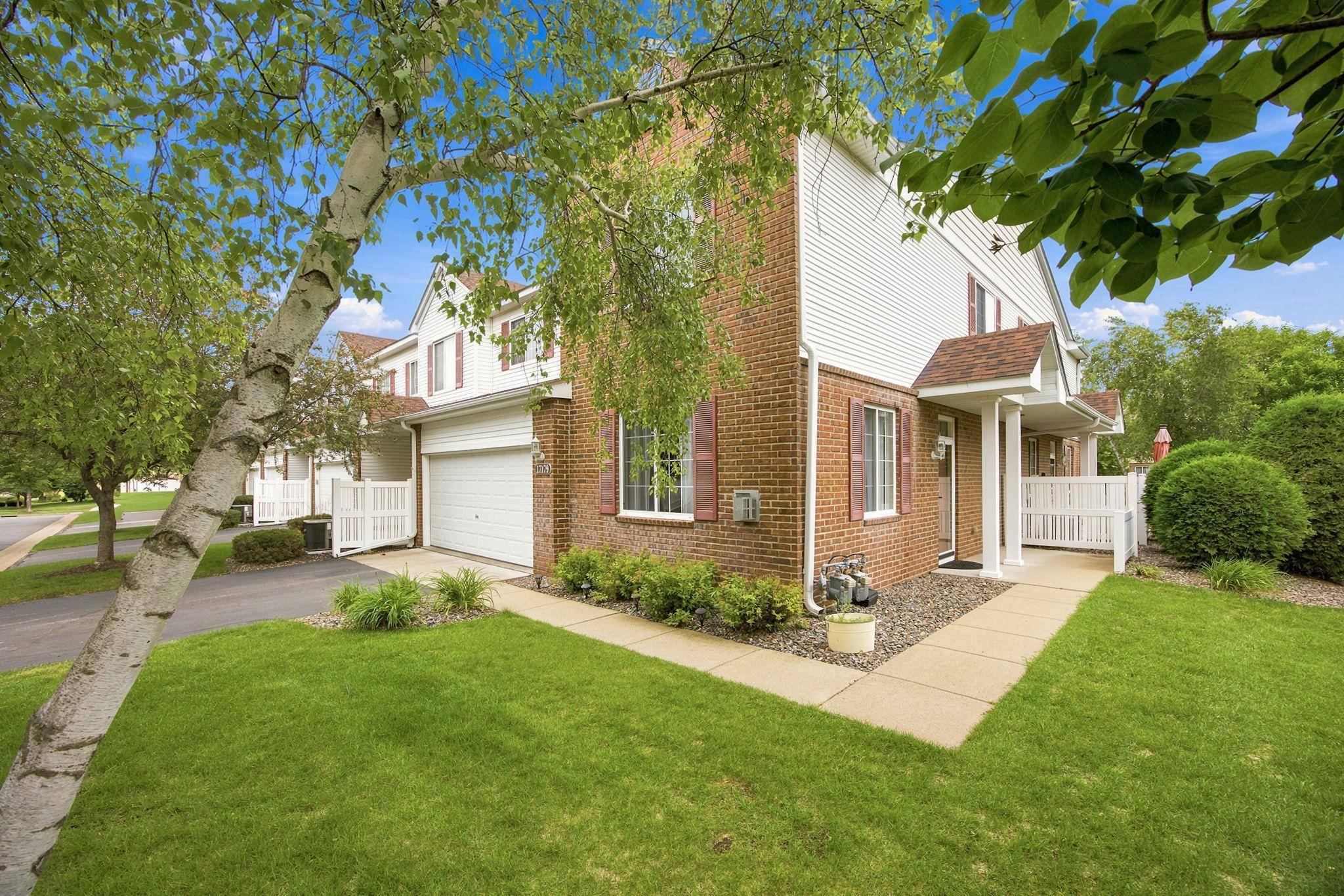 17179 Monroe DR NW, Elk River, MN 55330