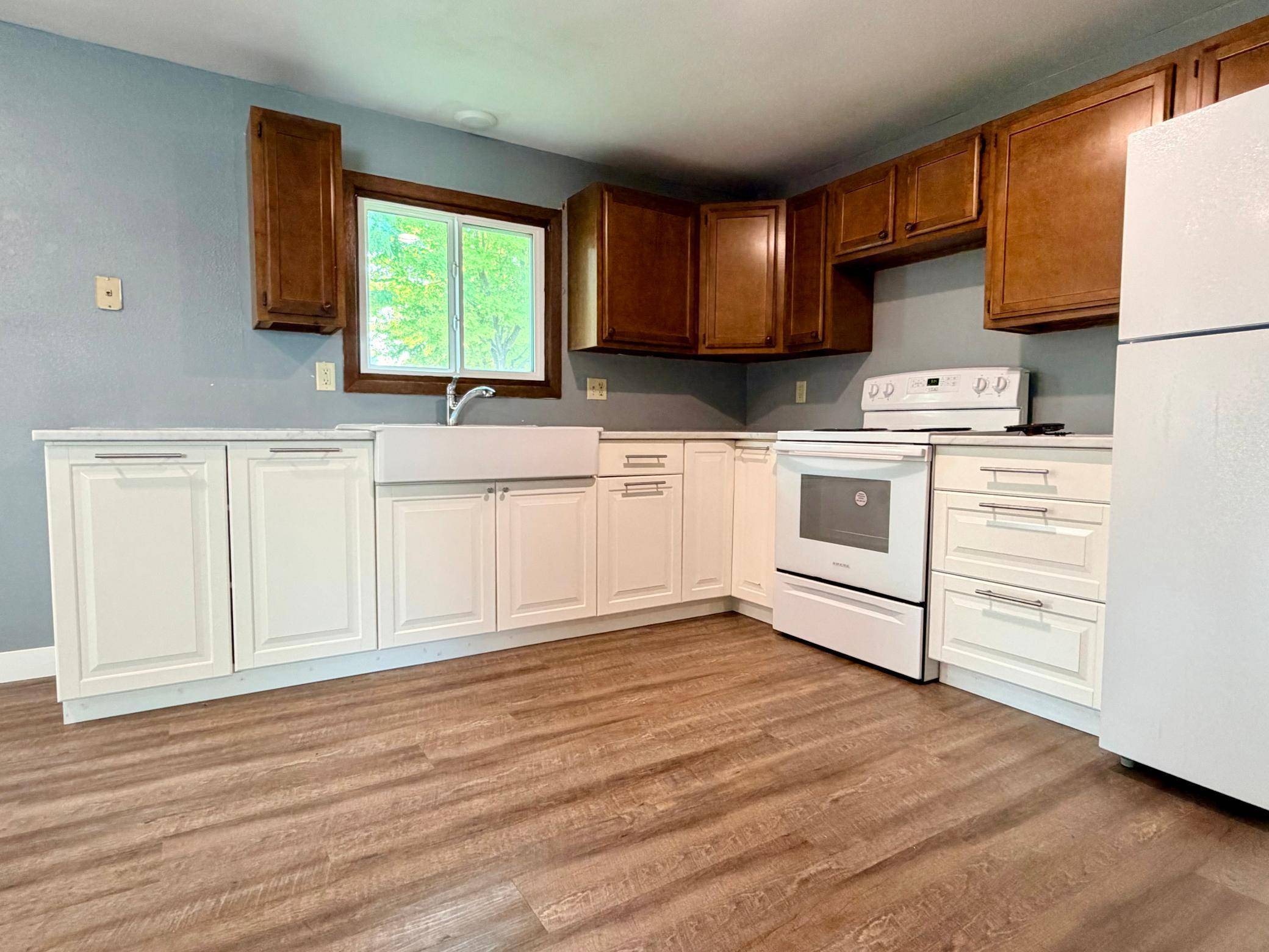 1738 Skyline DR, Worthington, MN 56187