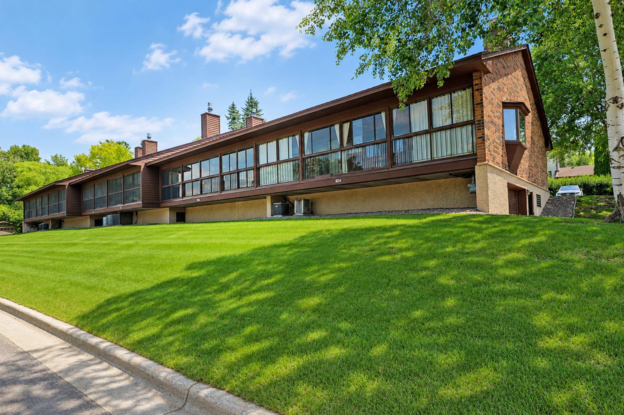 826 4th AVE NE, Waseca, MN 56093
