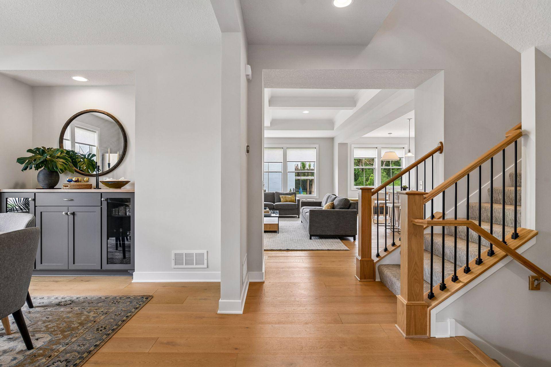 5500 Rolling Hills Pkwy, Victoria, MN 55318