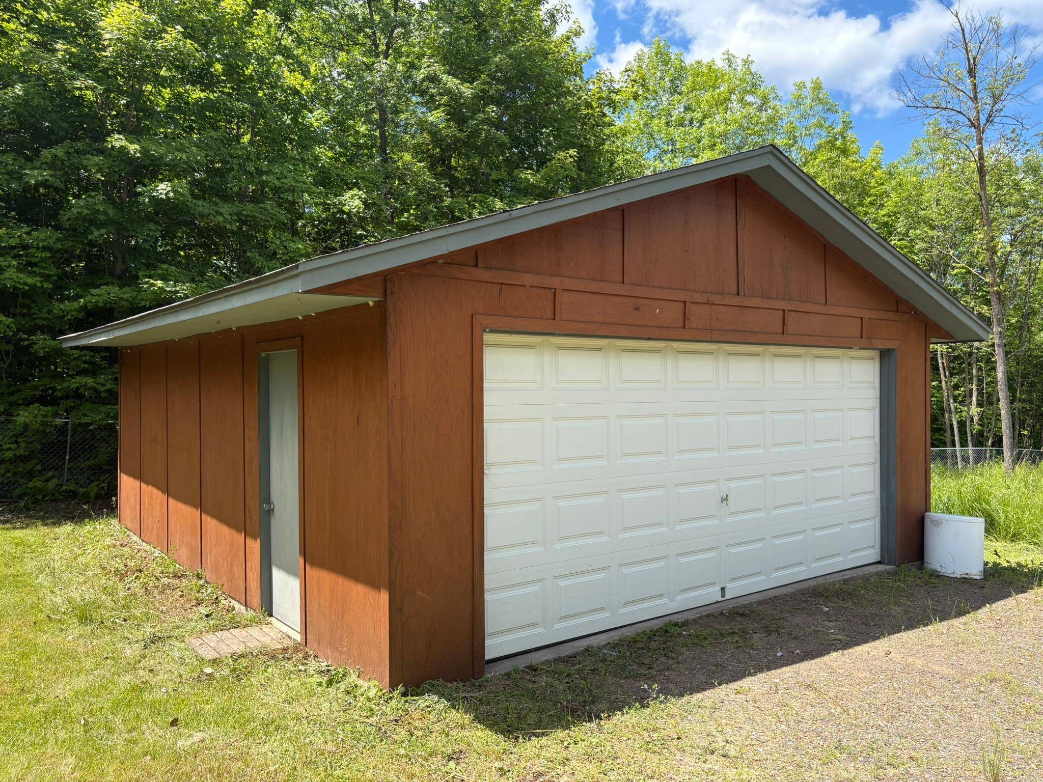 18686 327th AVE, Isle, MN 56342