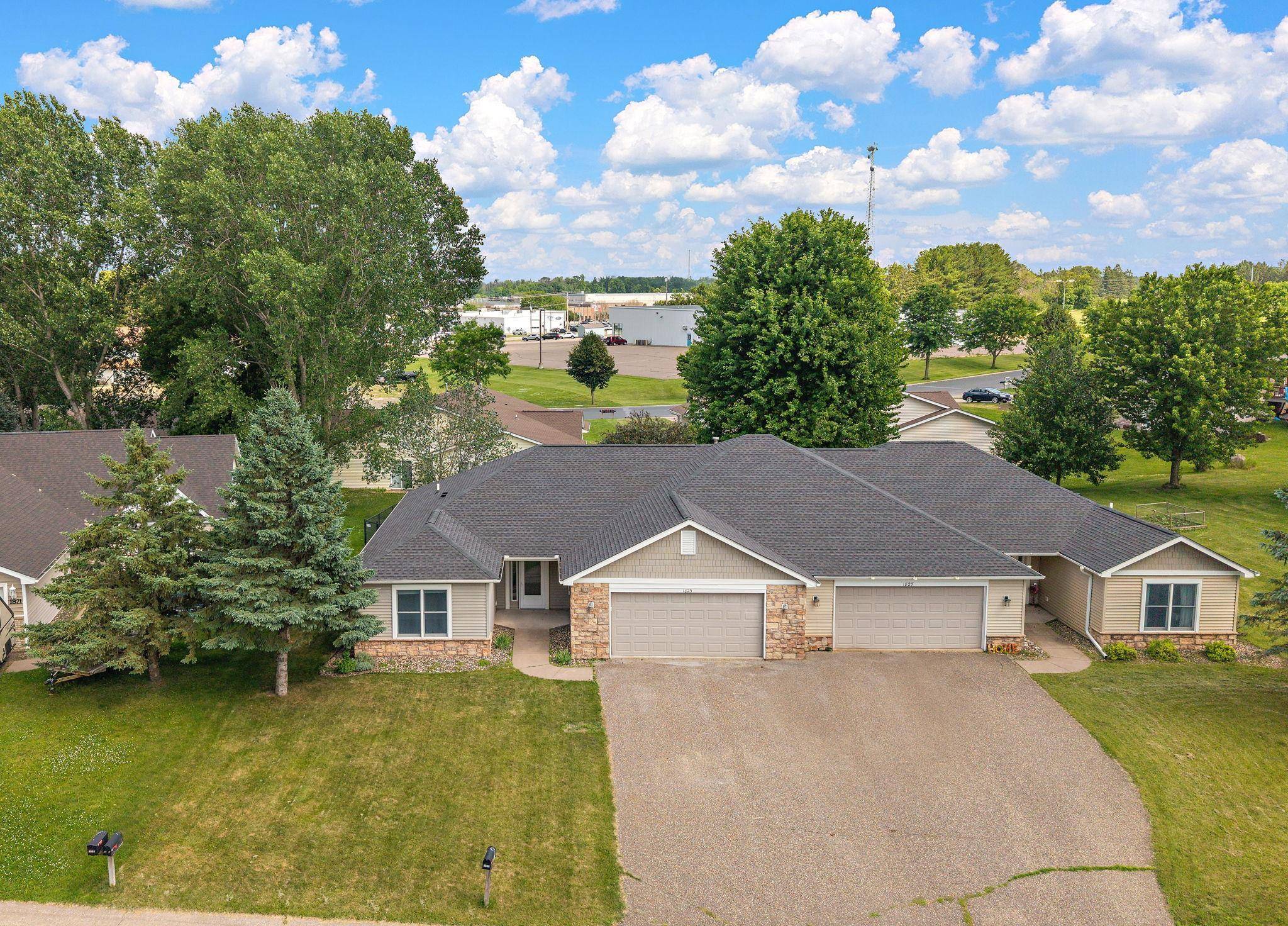 1825 Windmill DR, Baldwin, WI 54002
