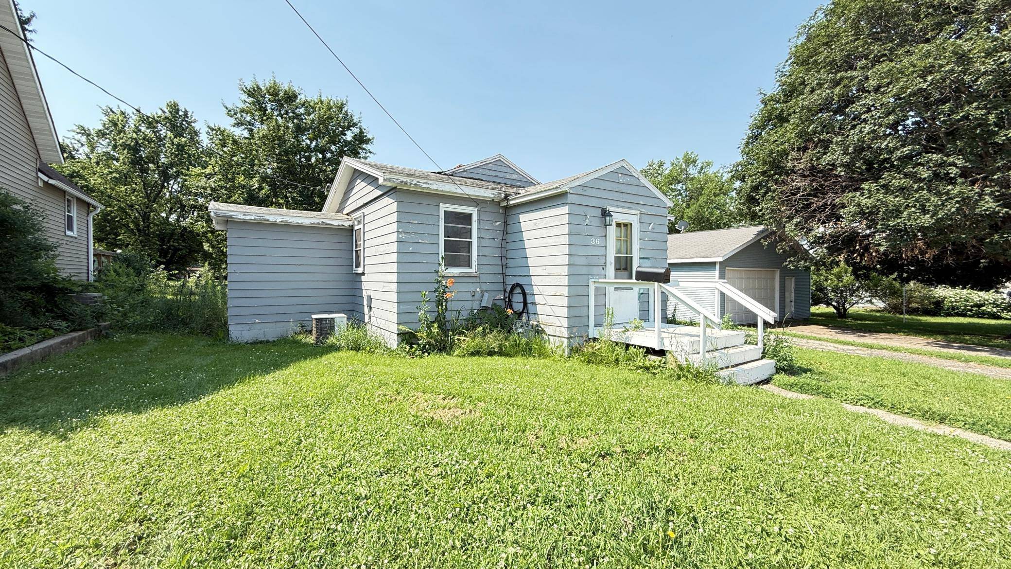 36 E Ronning AVE, Appleton, MN 56208
