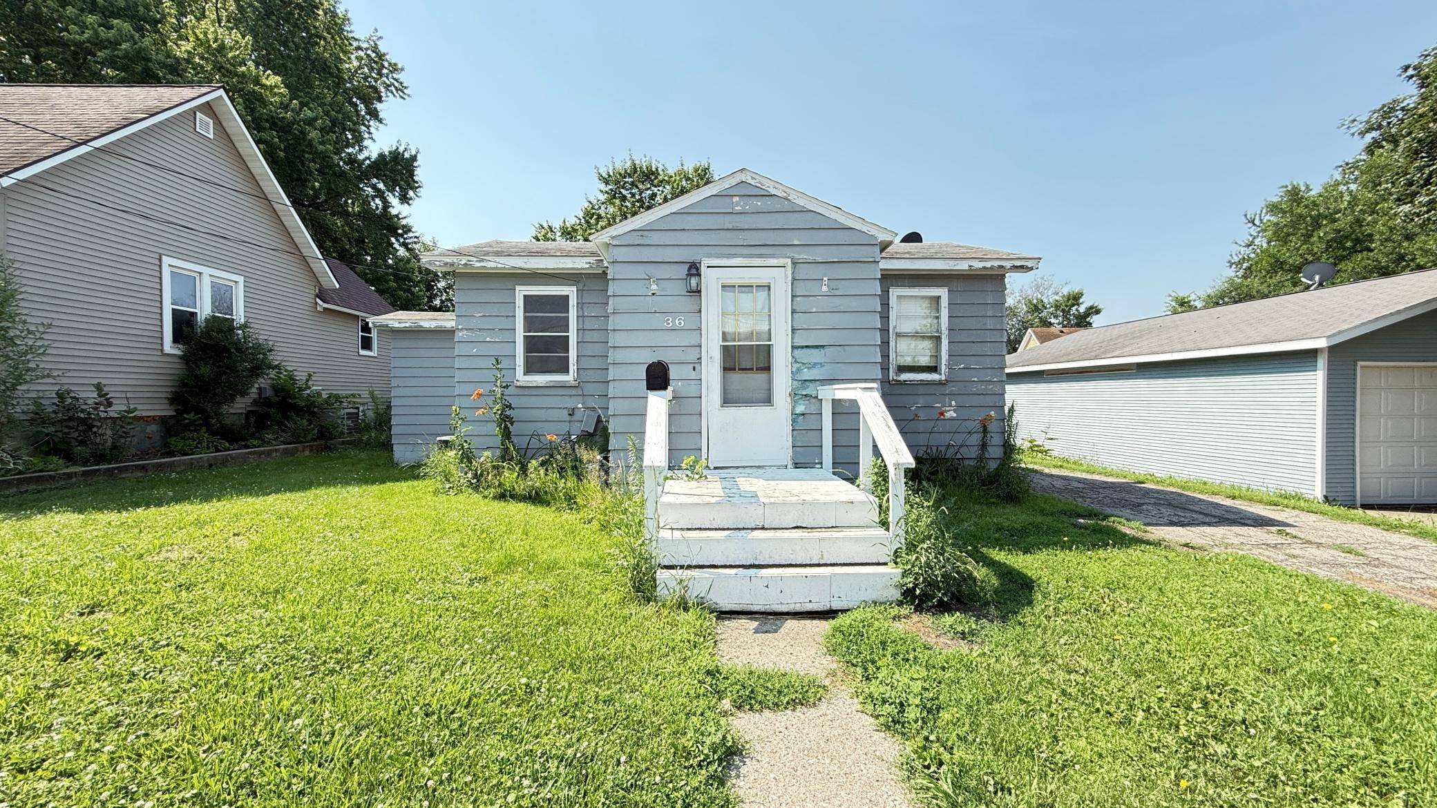 36 E Ronning AVE, Appleton, MN 56208