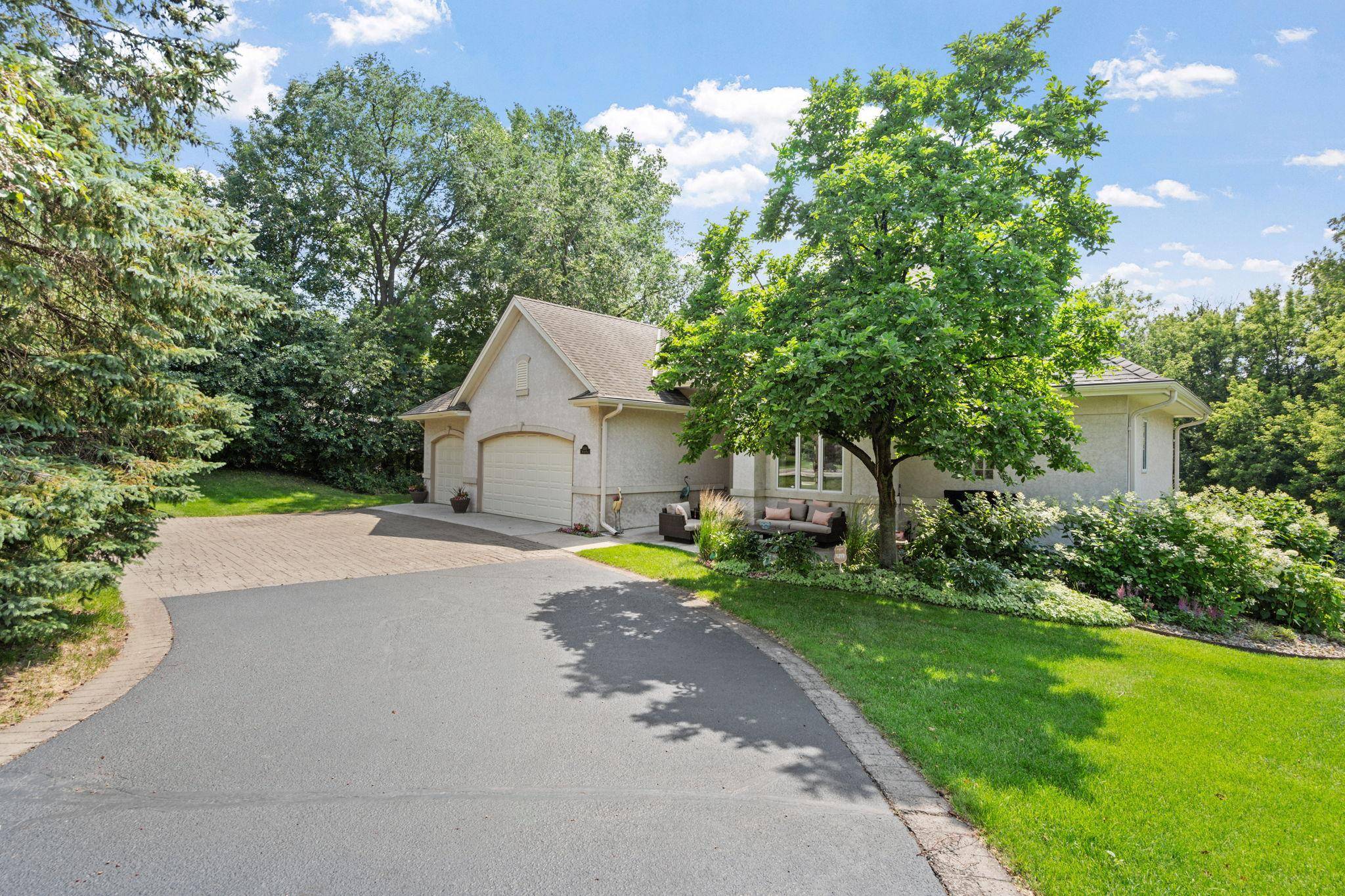 15183 Wayzata BLVD, Wayzata, MN 55391