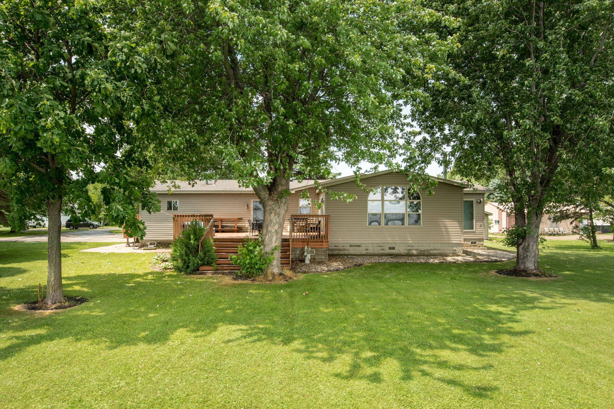 1009 County Road 10 NE, Osakis, MN 56360