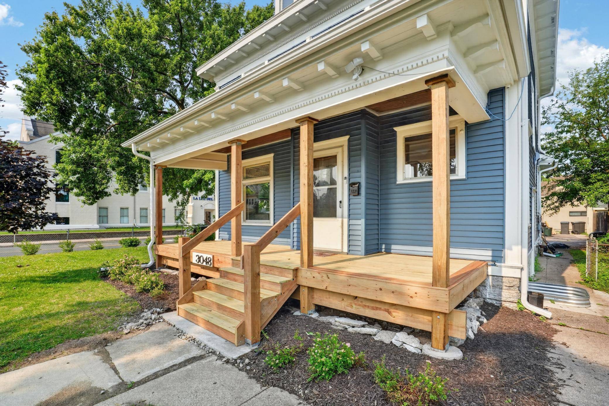 3048 Columbus AVE, Minneapolis, MN 55407