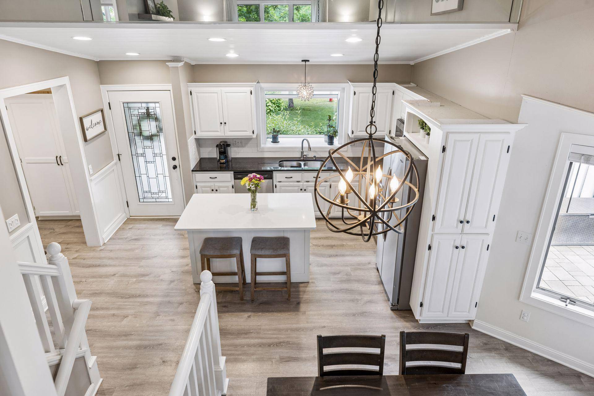 10028 Park CIR, Bloomington, MN 55420