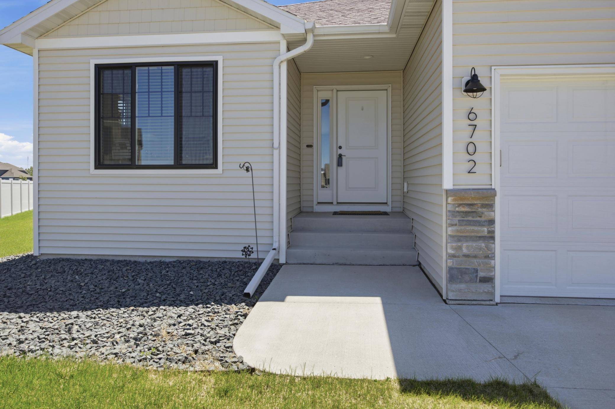 6702 72nd AVE S, Horace, ND 58047