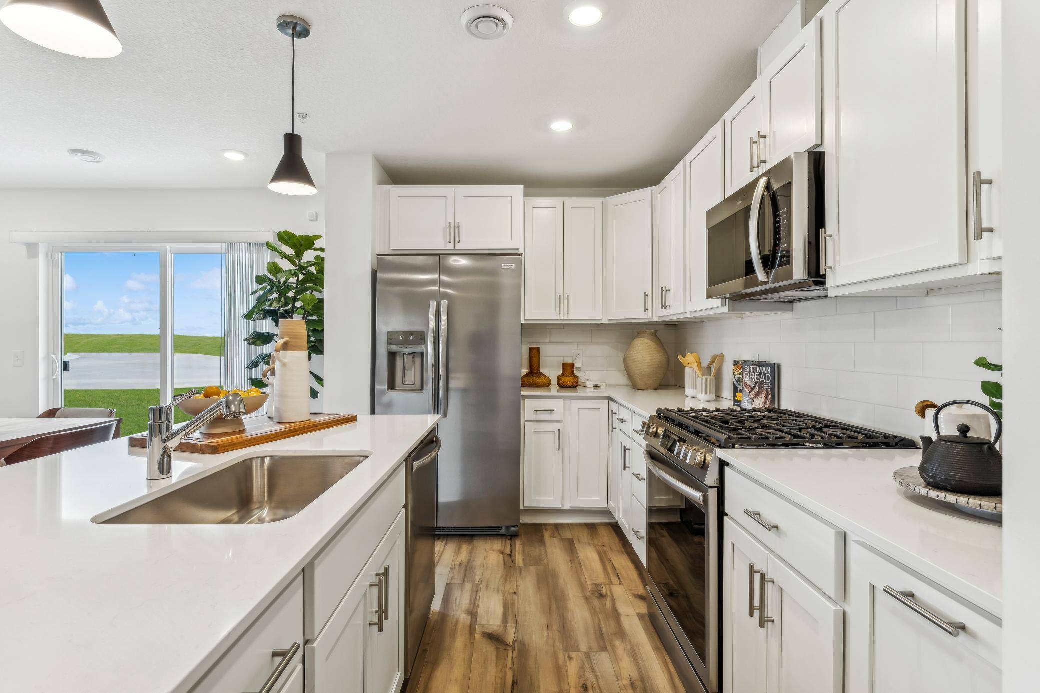 3080 Cedar ST, Little Canada, MN 55117