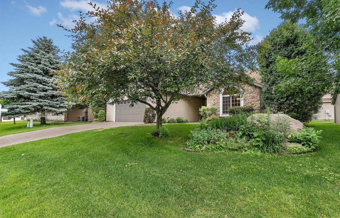 1004 Oak Pond DR, Sartell, MN 56377