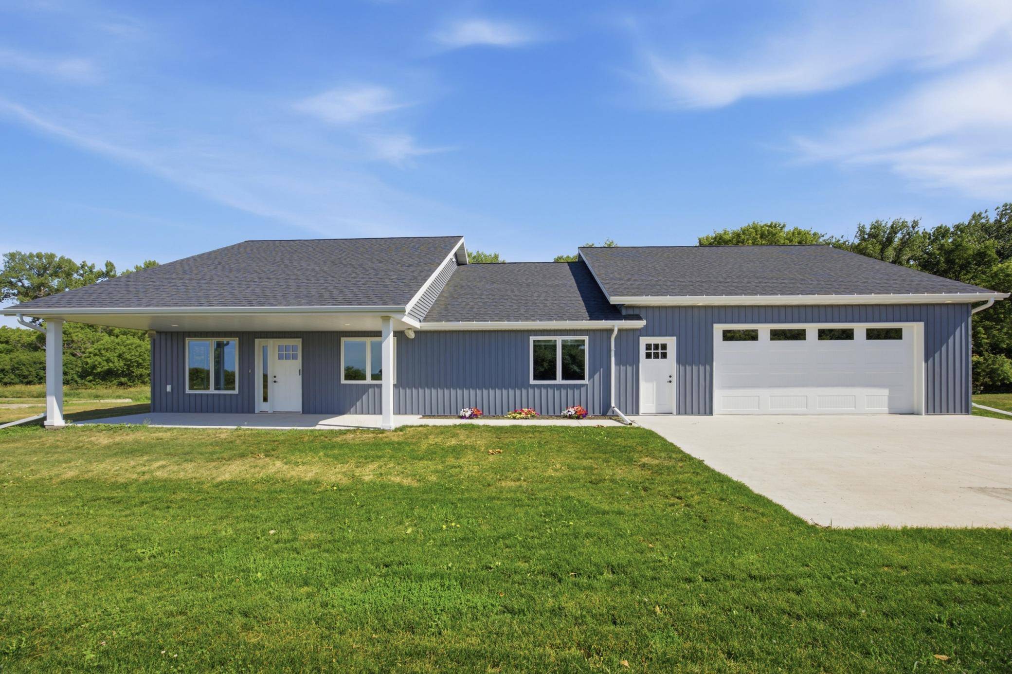 4983 167th AVE SE, Kindred, ND 58051
