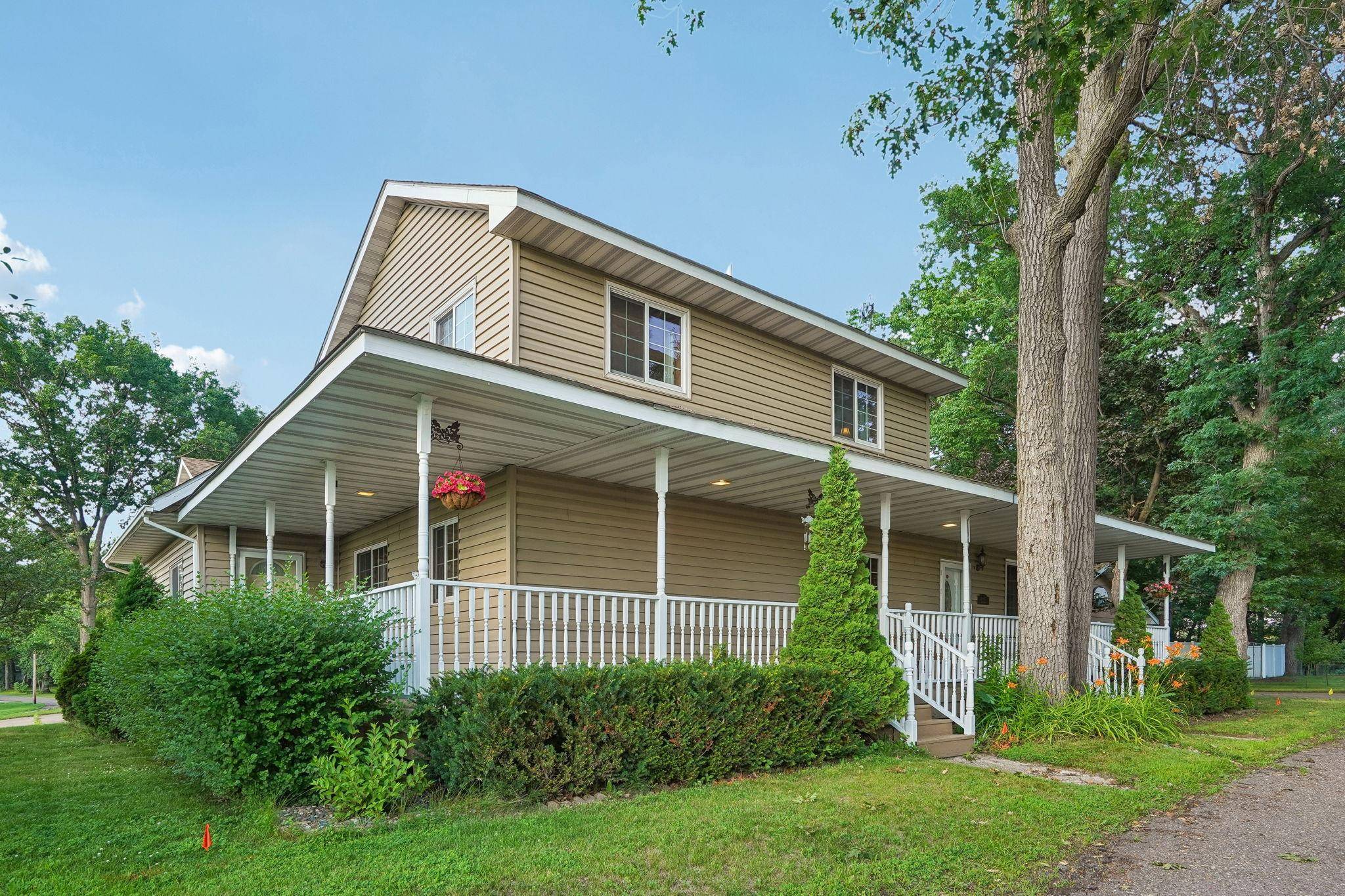12055 Elm ST, Zimmerman, MN 55398