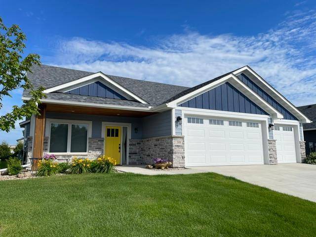 510 River Valley LN, Dundas, MN 55019