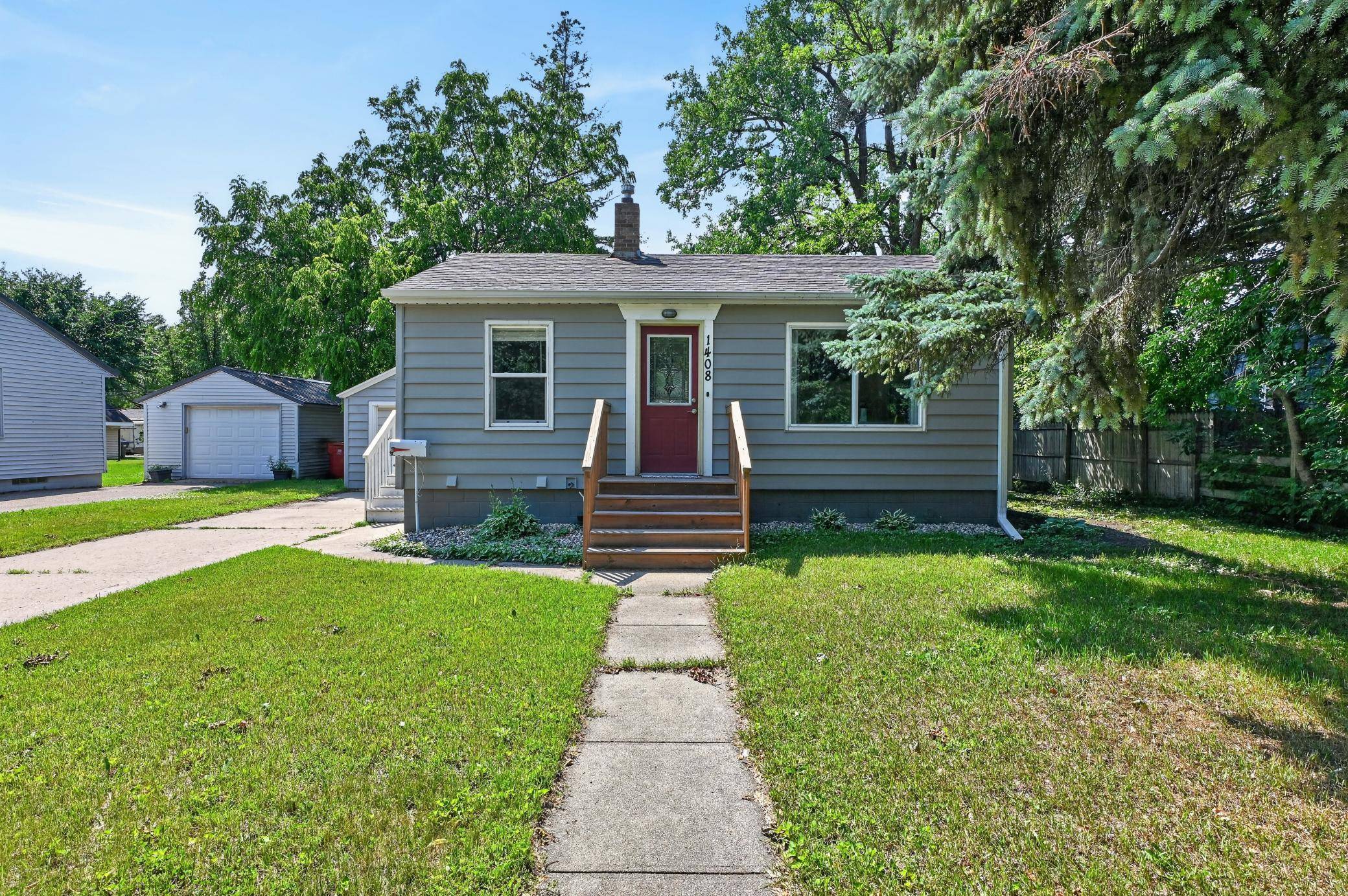 1408 Elm ST, Alexandria, MN 56308