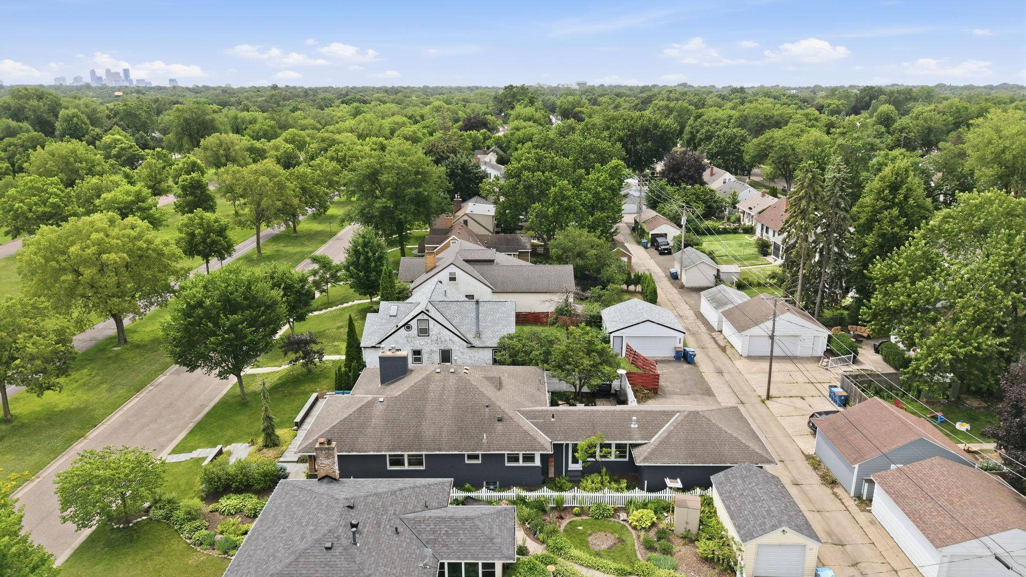 4429 York AVE N, Robbinsdale, MN 55422