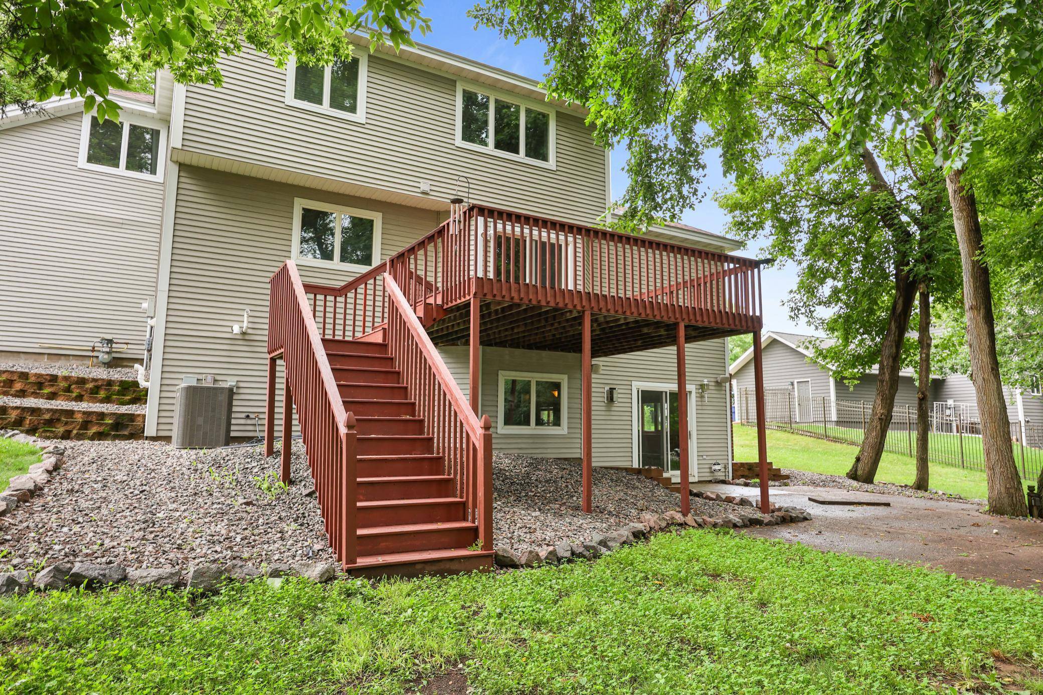 1903 Meadowrose BLVD, Saint Cloud, MN 56301