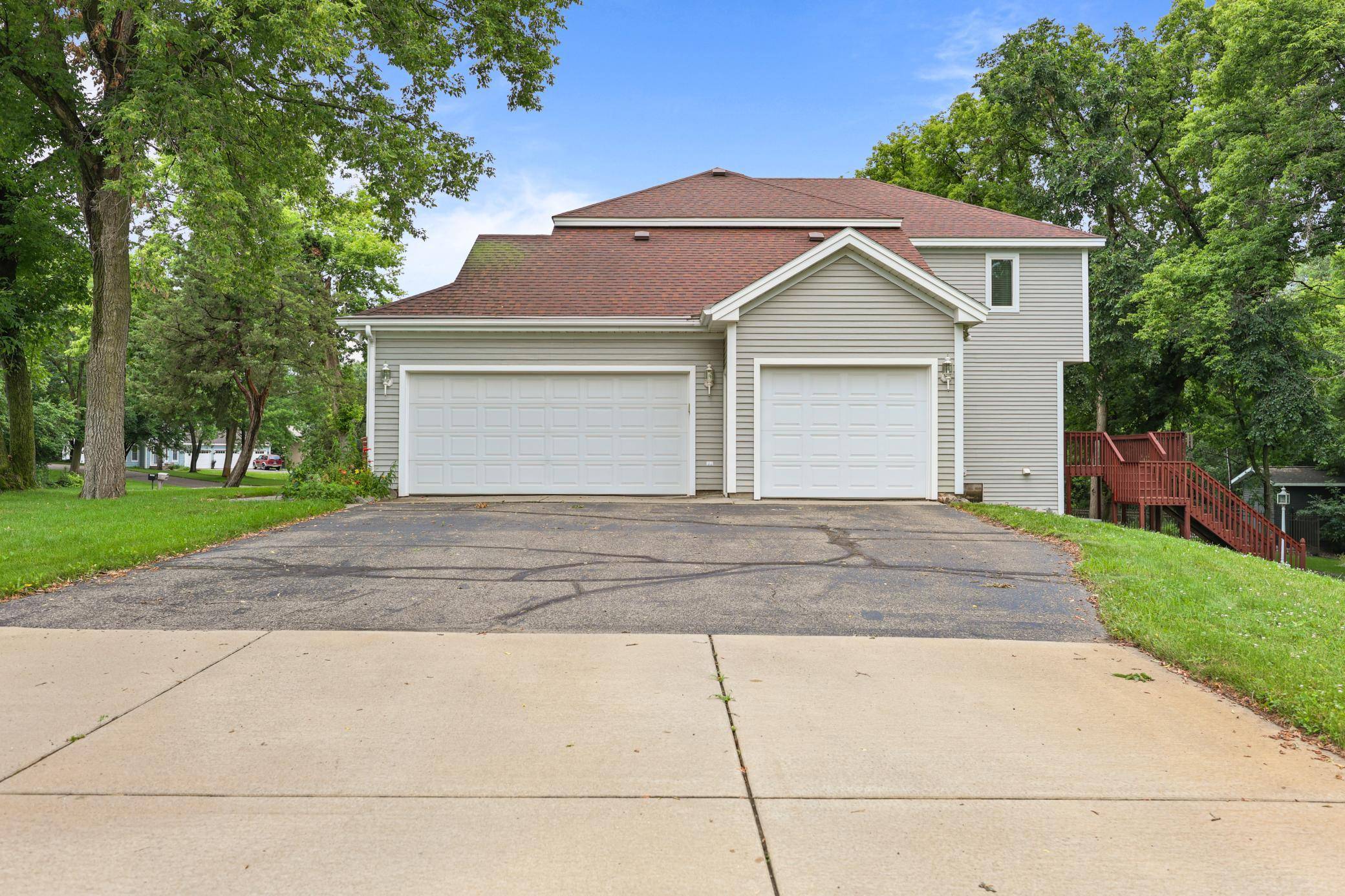 1903 Meadowrose BLVD, Saint Cloud, MN 56301