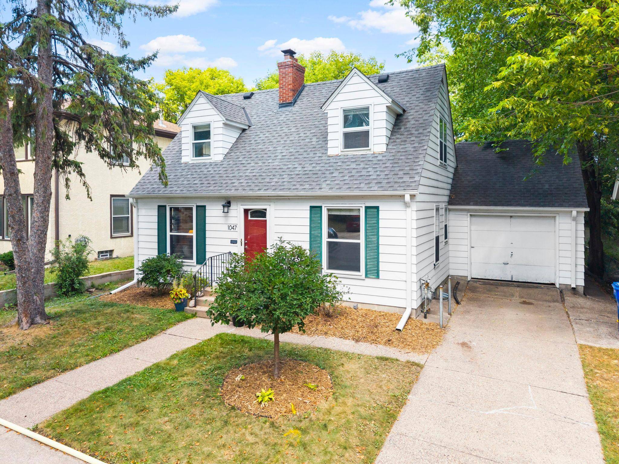 1047 Dayton AVE, Saint Paul, MN 55104