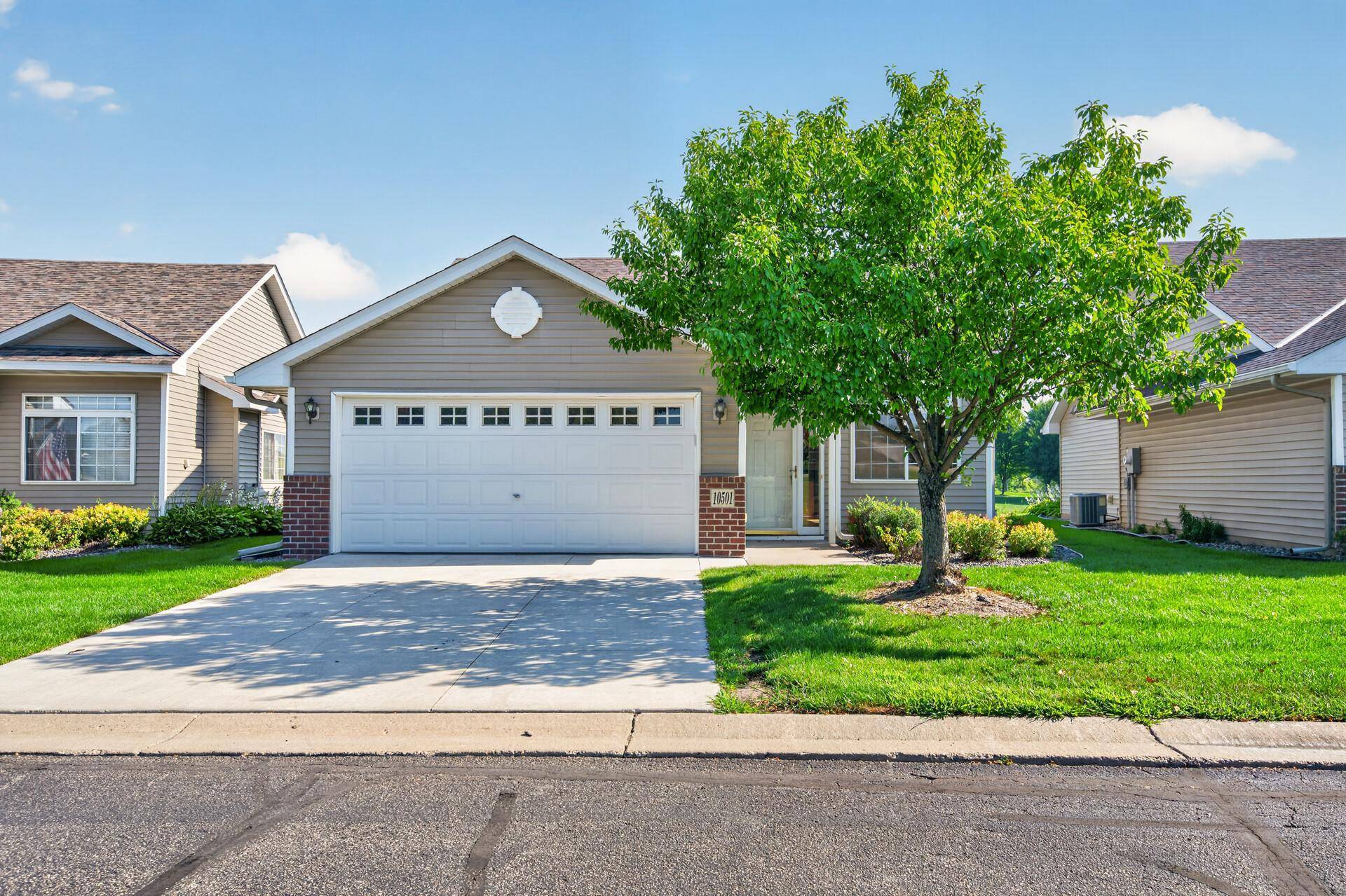 10501 Jason LN, Albertville, MN 55301