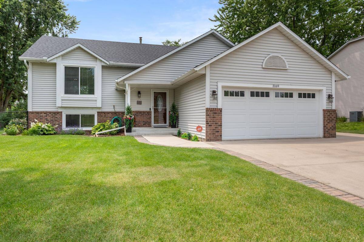 3169 Leyland TRL, Woodbury, MN 55125