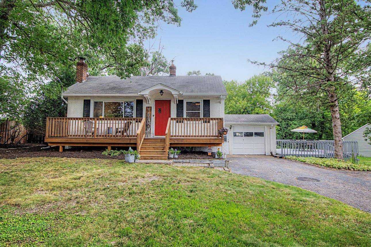 6140 Saint Croix AVE N, Golden Valley, MN 55422