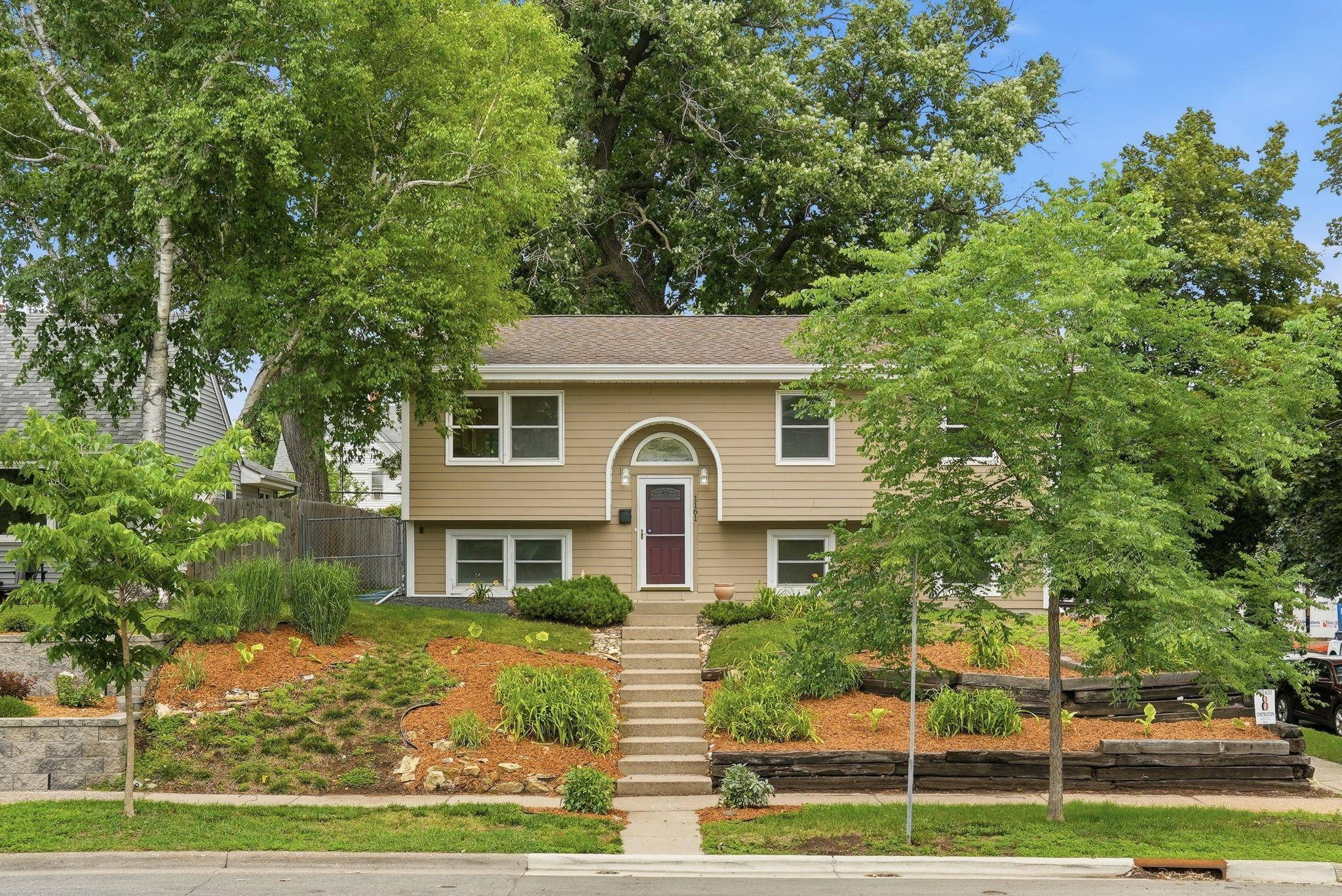 1161 Goodrich AVE, Saint Paul, MN 55105