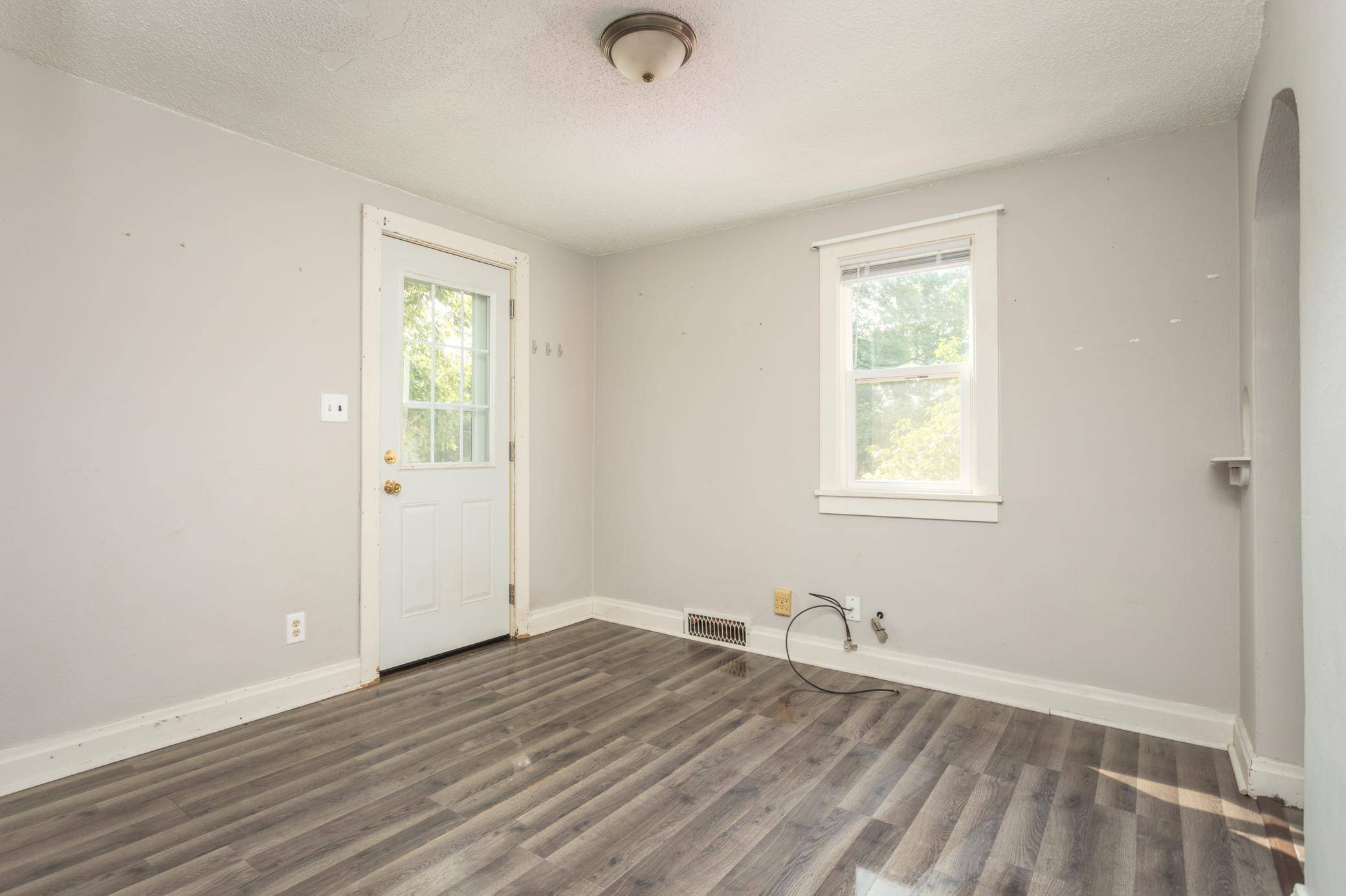 408 Kenwood ST, Alexandria, MN 56308