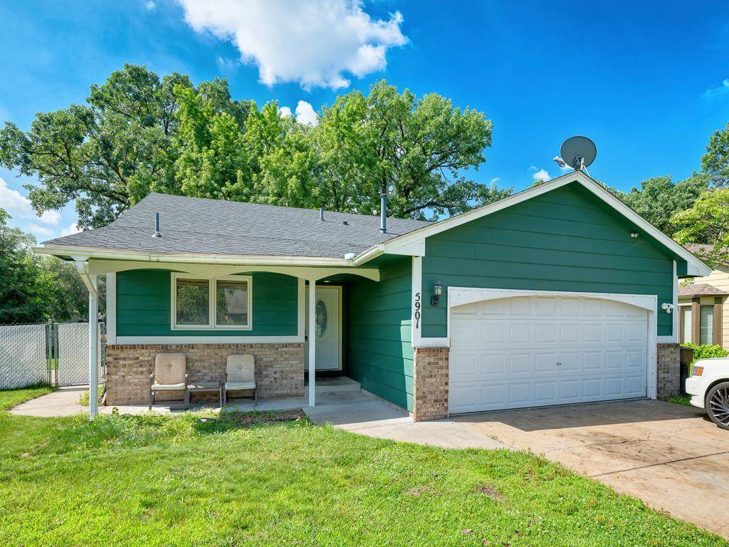 5901 114th PL N, Champlin, MN 55316