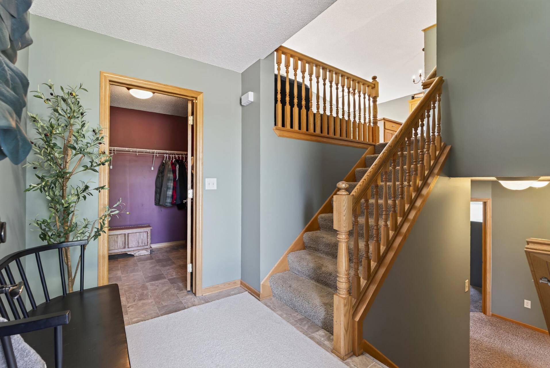 13487 Saint Croix TRL, North Branch, MN 55056