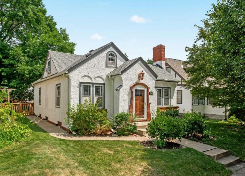 3023 Ulysses ST NE, Minneapolis, MN 55418