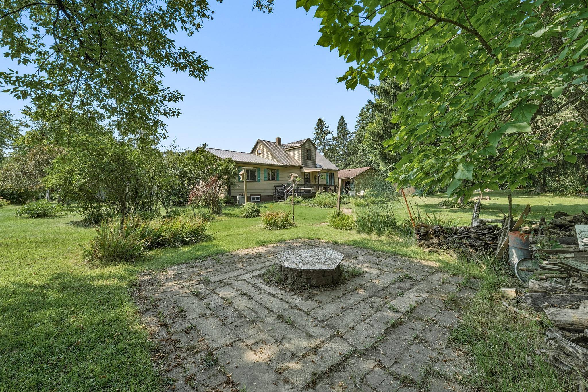 1300 E Ripley ST, Cornell, WI 54732