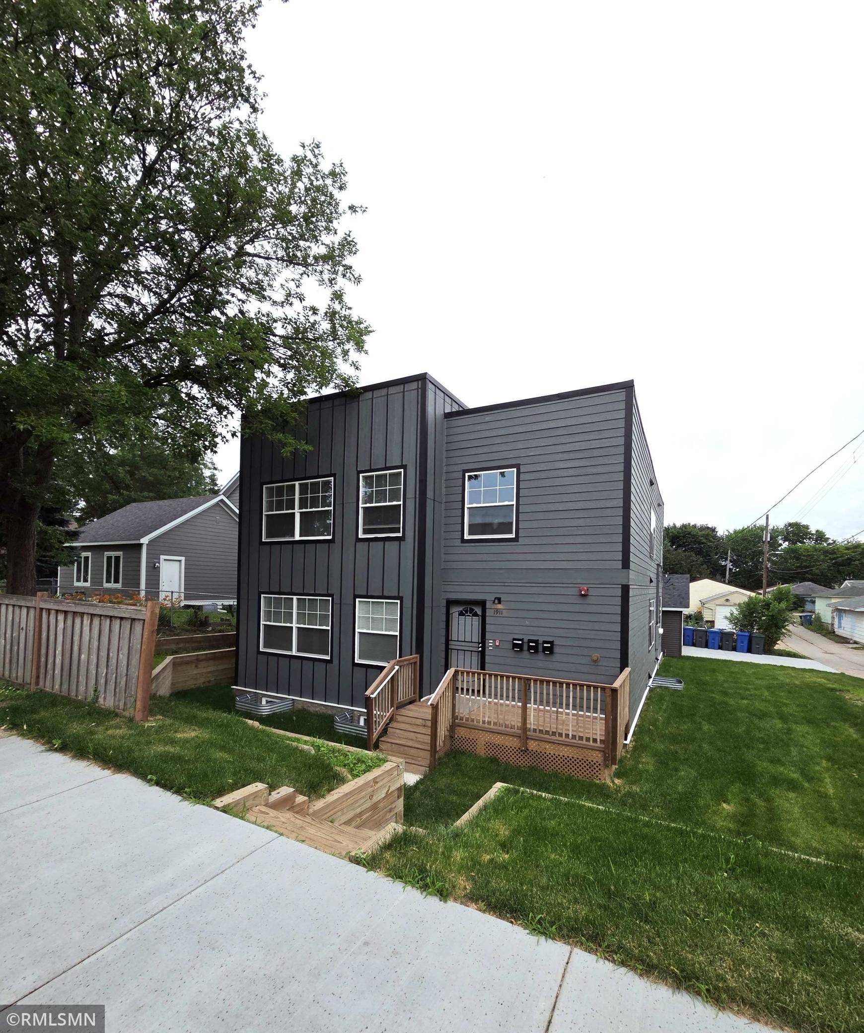 1911 E 32nd ST, Minneapolis, MN 55407