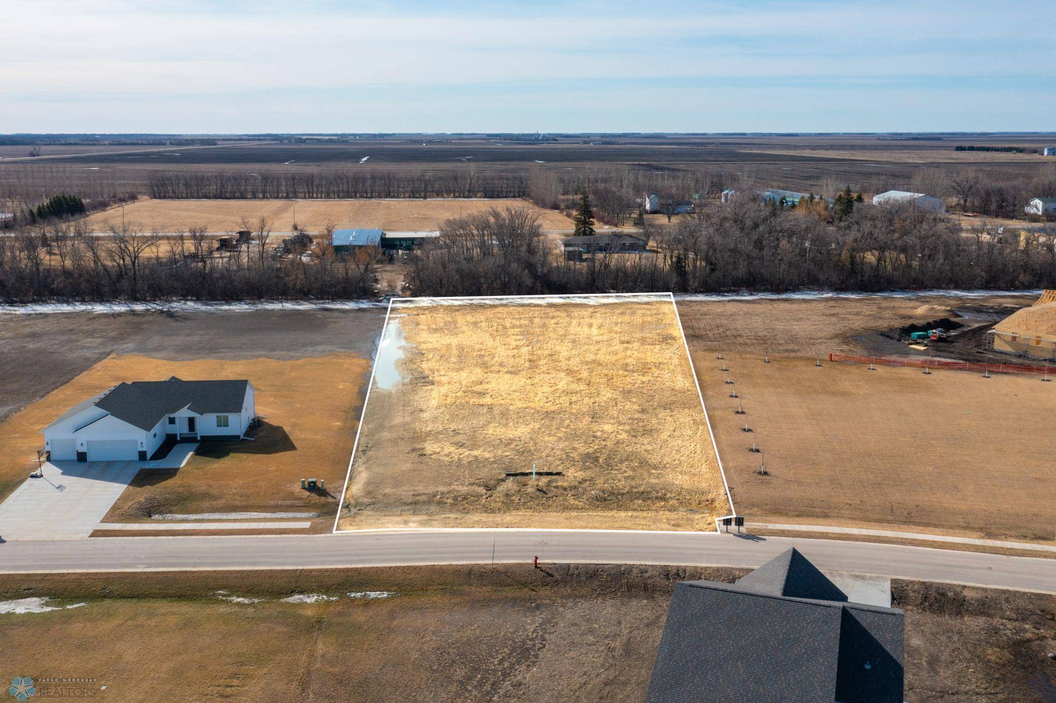 1481 Prairie LN, Wahpeton, ND 58075