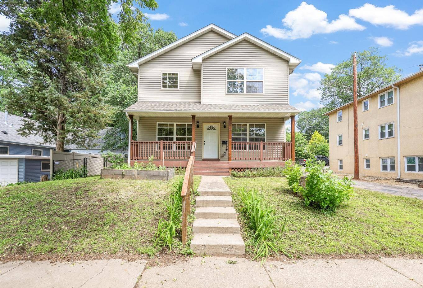 2116 2nd AVE N, Minneapolis, MN 55405