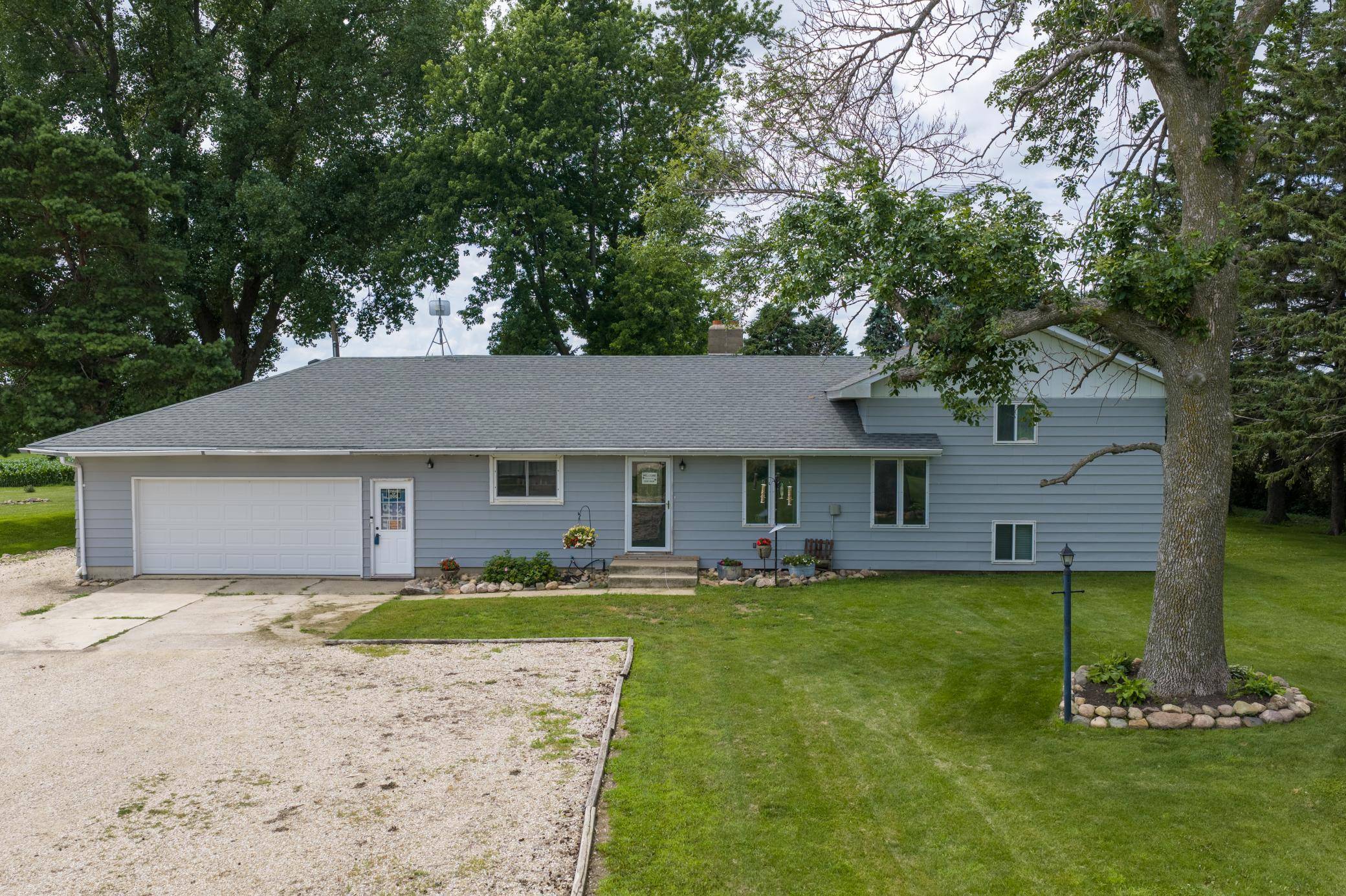14977 690th AVE, Adams, MN 55909