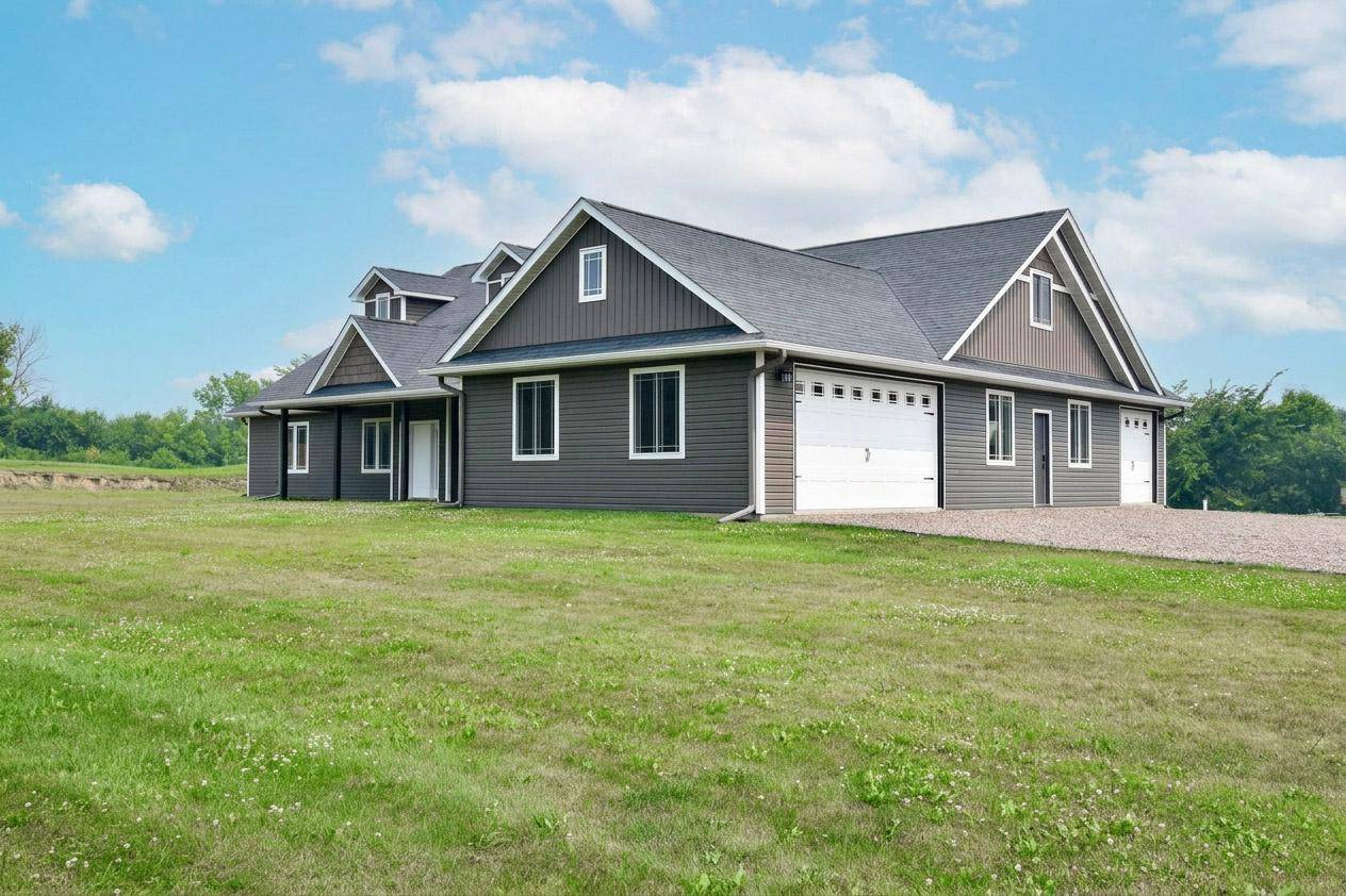 52929 Beech AVE, Braham, MN 55006