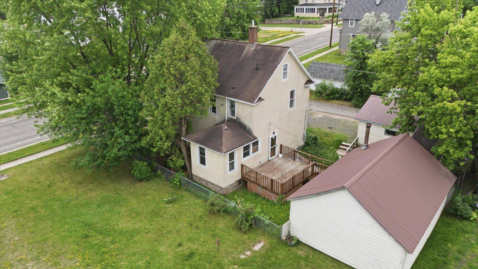 217 3rd AVE NW, Chisholm, MN 55719