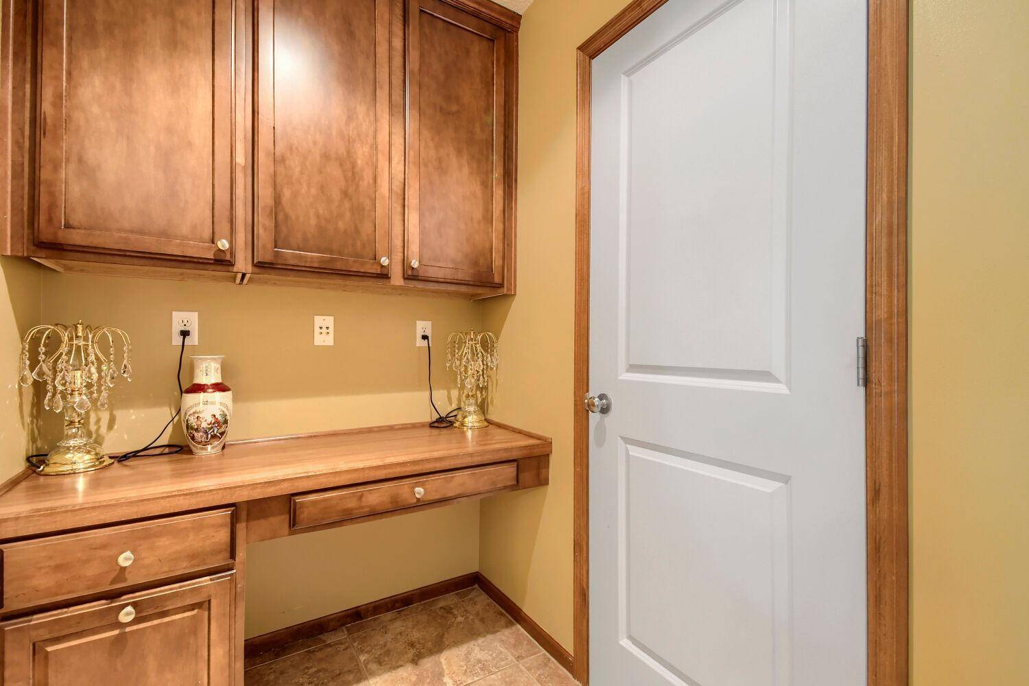 7005 Rose DR, Rockford, MN 55373