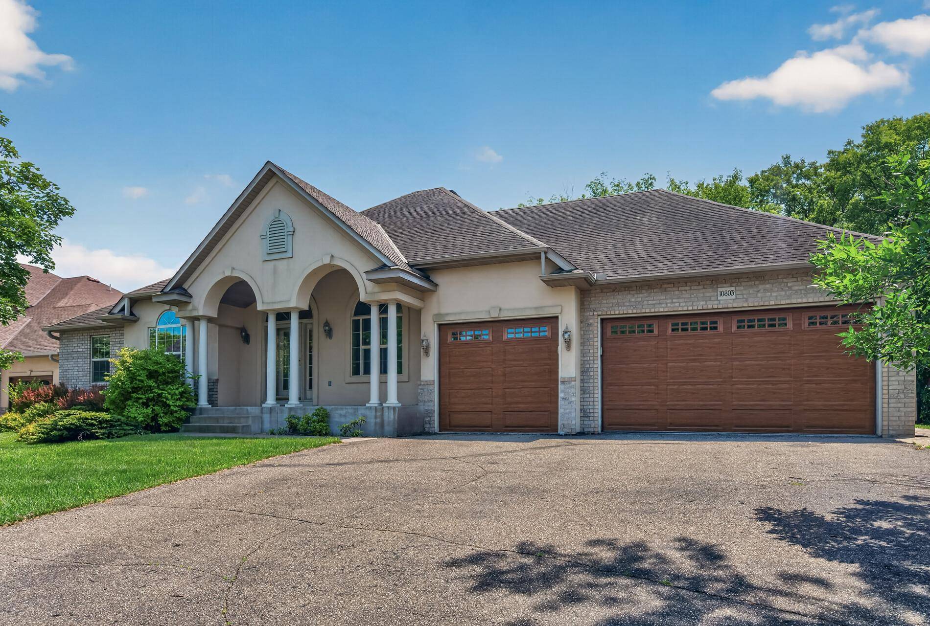 10803 Woodland DR N, Champlin, MN 55316